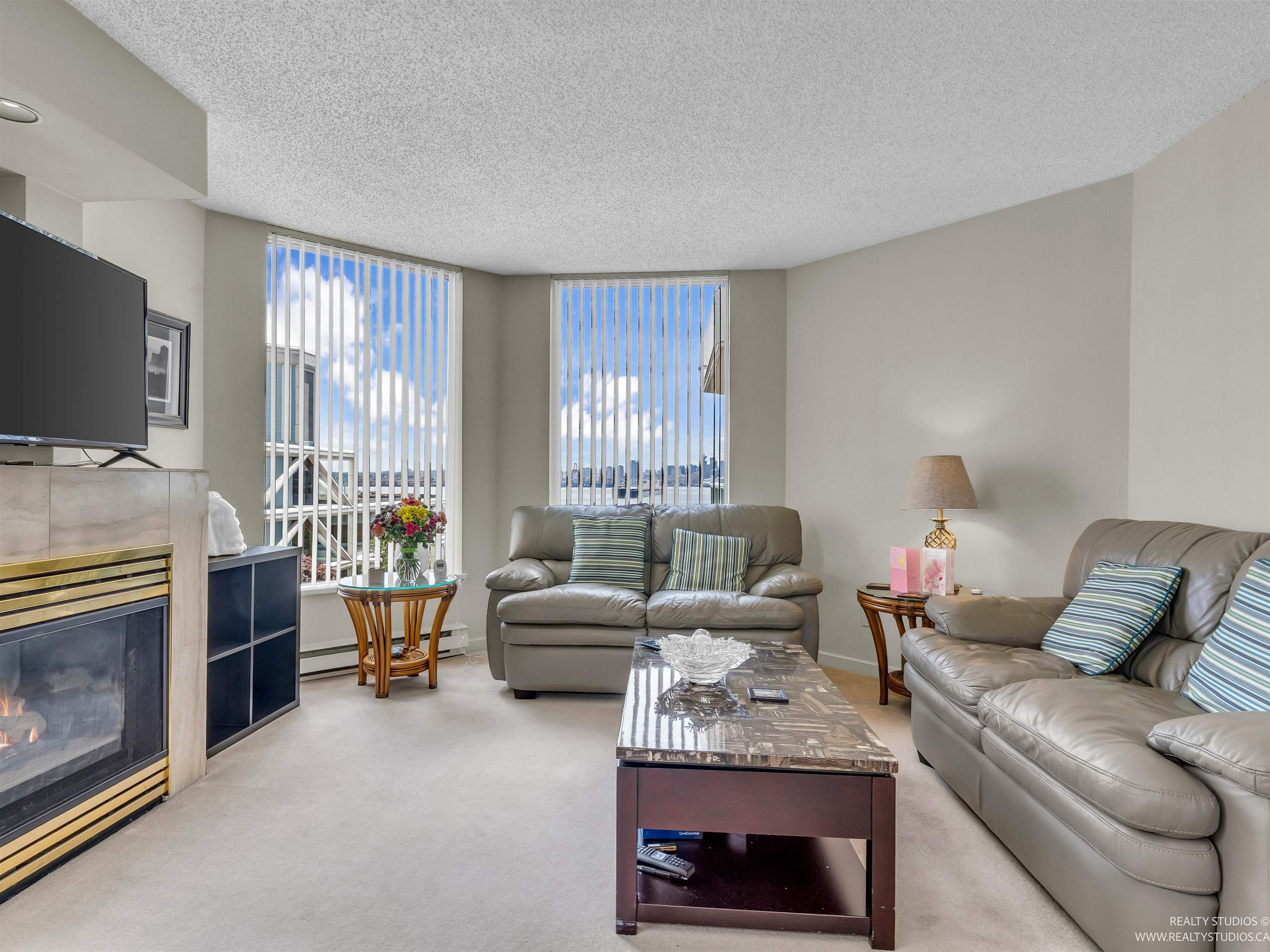 168 Chadwick Court #503, North Vancouver, BC V7M 3L4