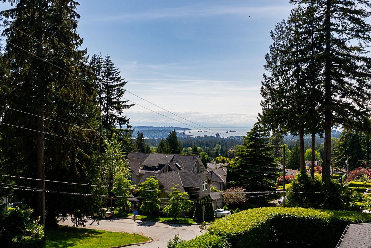 180 West Osborne Road, North Vancouver, BC V7N 2P8