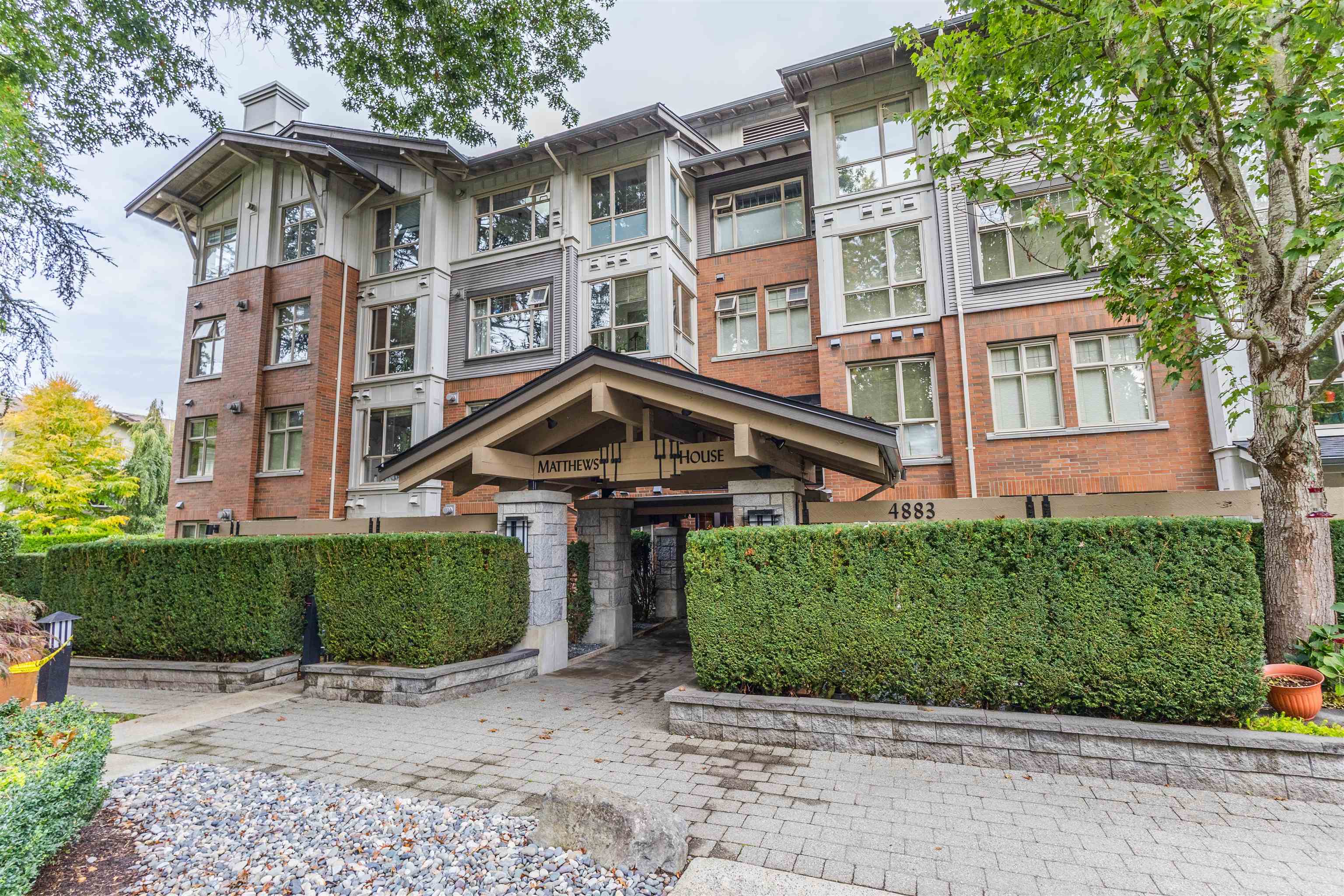 4883 Maclure Mews #104, Vancouver, BC V6J 5M8