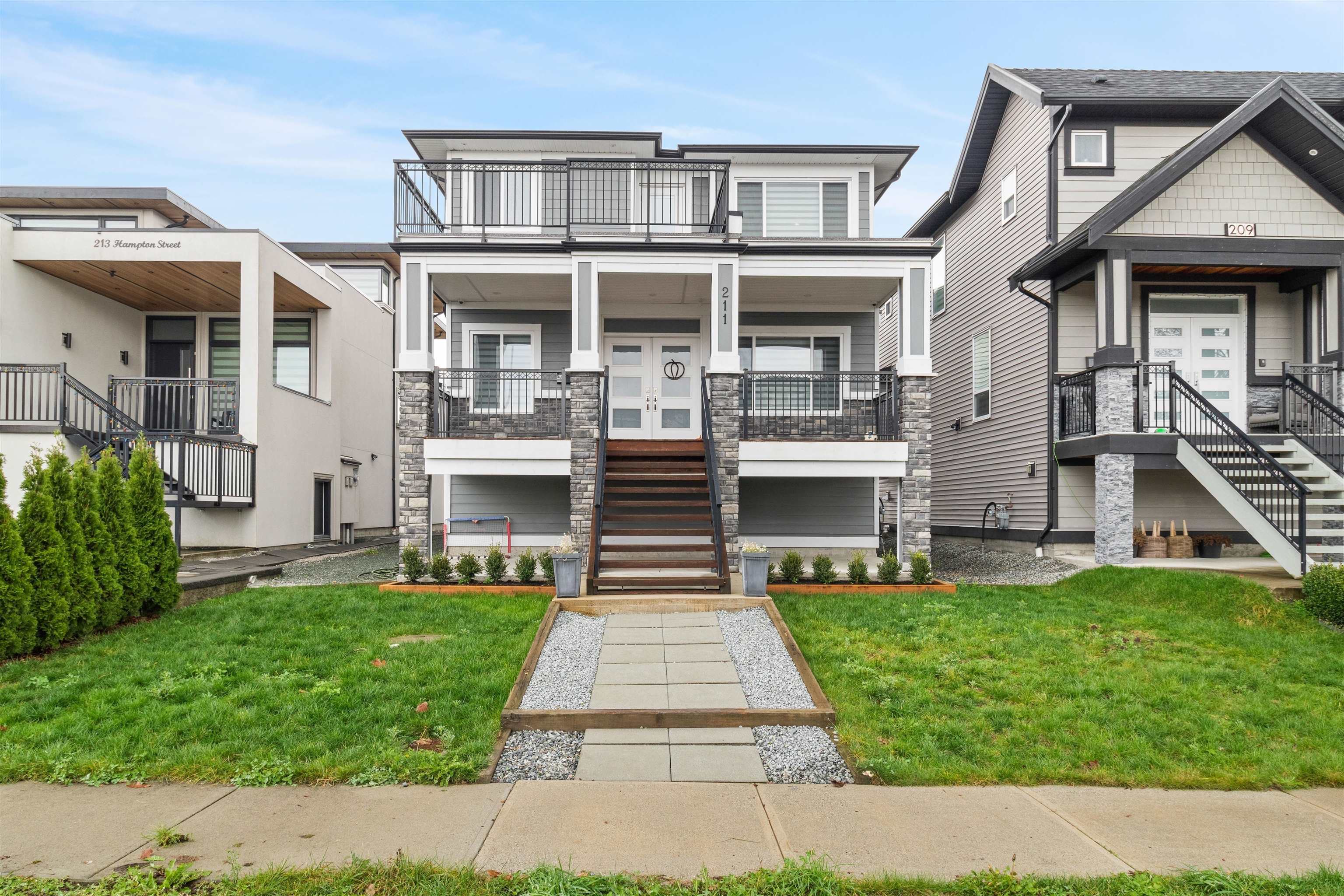211 Hampton Street, New Westminster, BC V3M 5L6