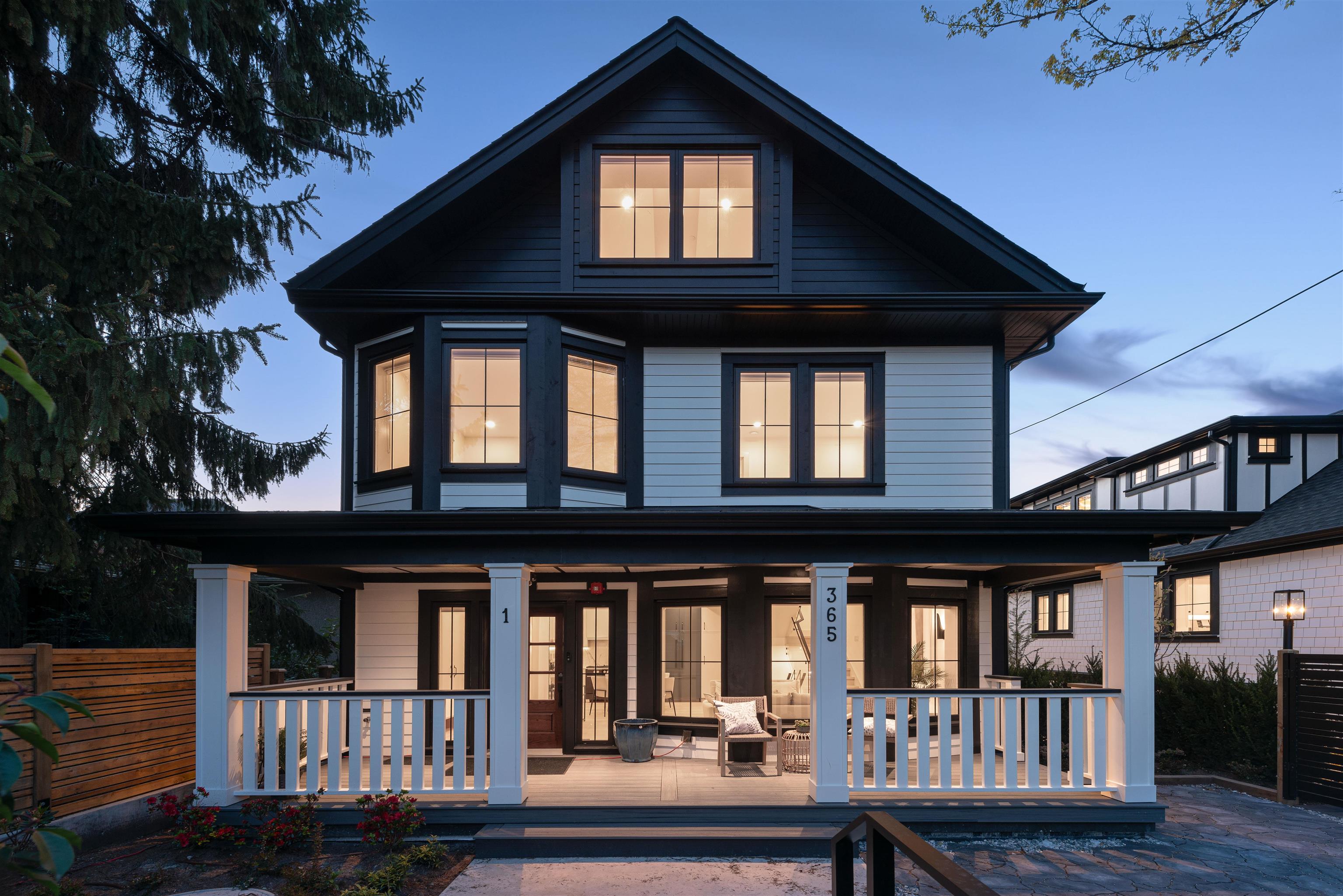 365 East 33rd Avenue #1, Vancouver, BC V5V 2Z8