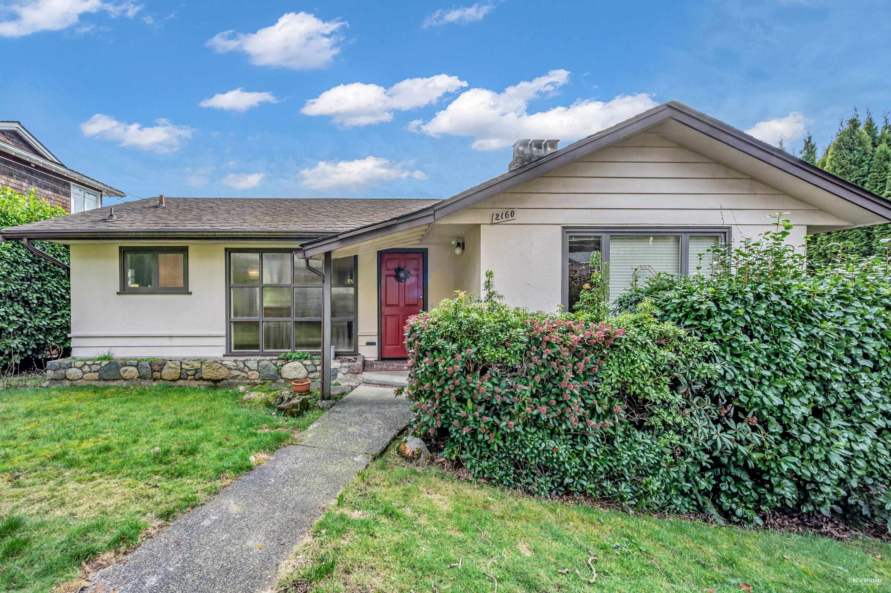 2160 Lawson Avenue, West Vancouver, BC V7V 2E2