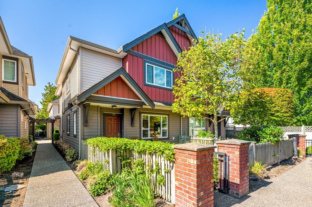 9699 Sills Avenue #39, Richmond, BC V6Y 0C8