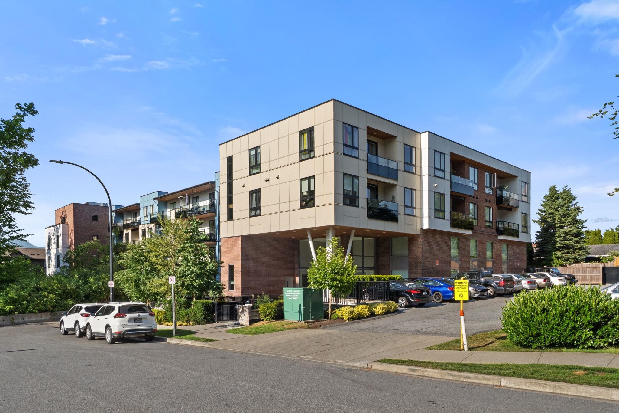 12320 222 Street #ph14, Maple Ridge, BC V2X 4K8
