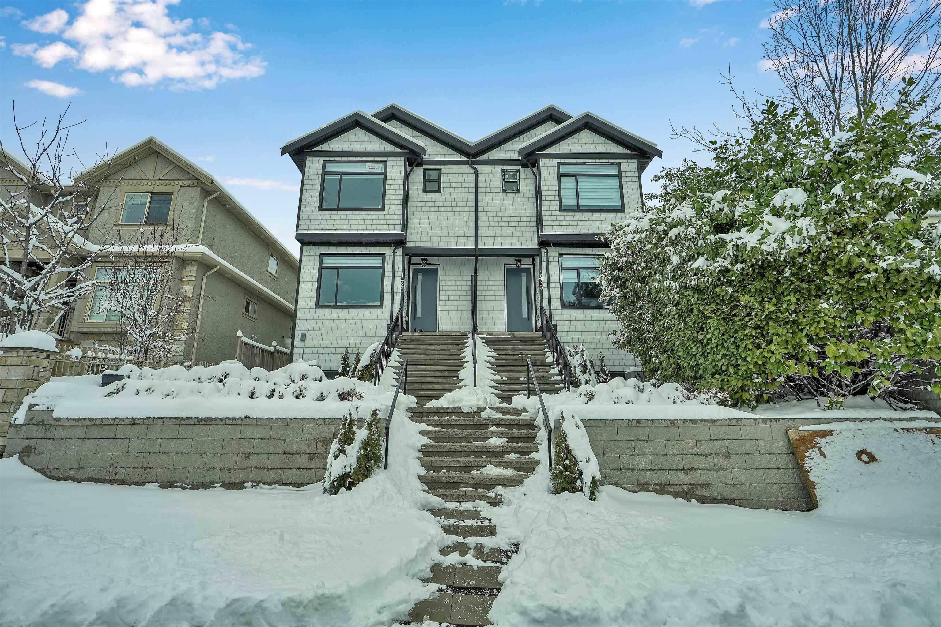 1423 West 62nd Avenue, Vancouver, BC V5N 1B7
