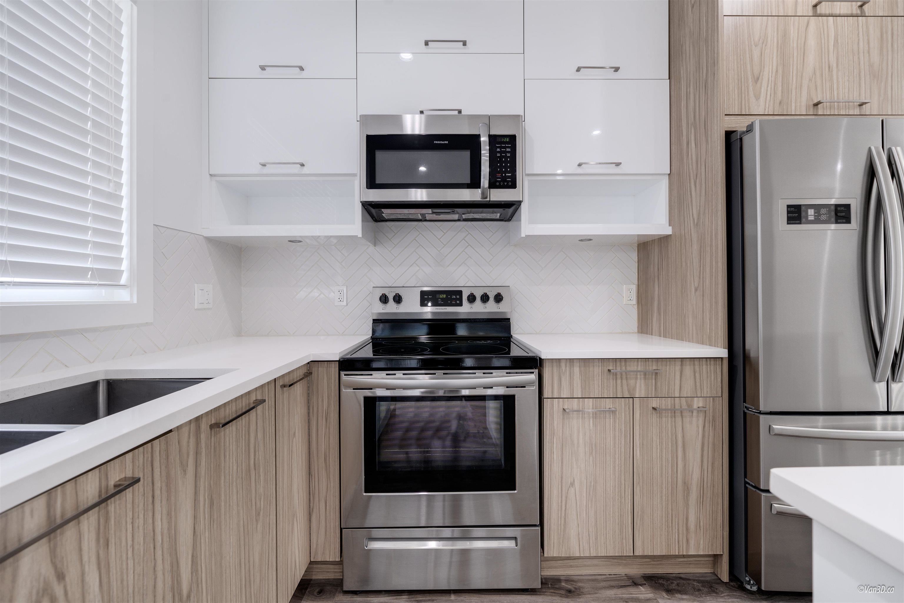 3423 Roxton Avenue #102, Coquitlam, BC V3B 0G7