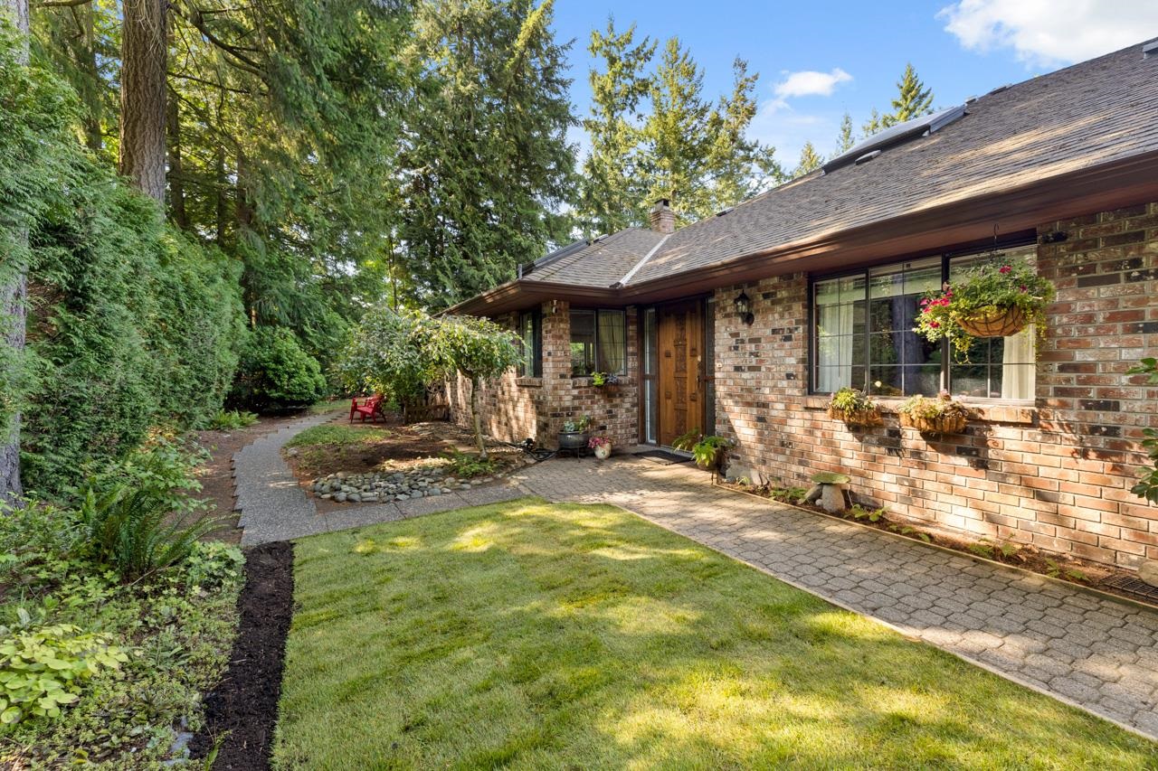 1725 Southmere Crescent #11, Surrey, BC V4A 7A7