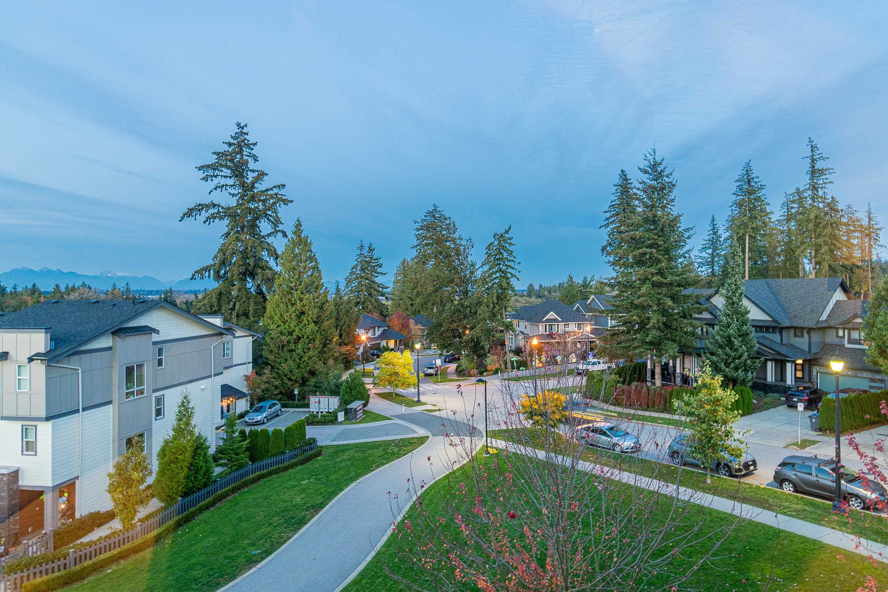 15633 Mountain View Drive #2, Surrey, BC V3Z 0W8
