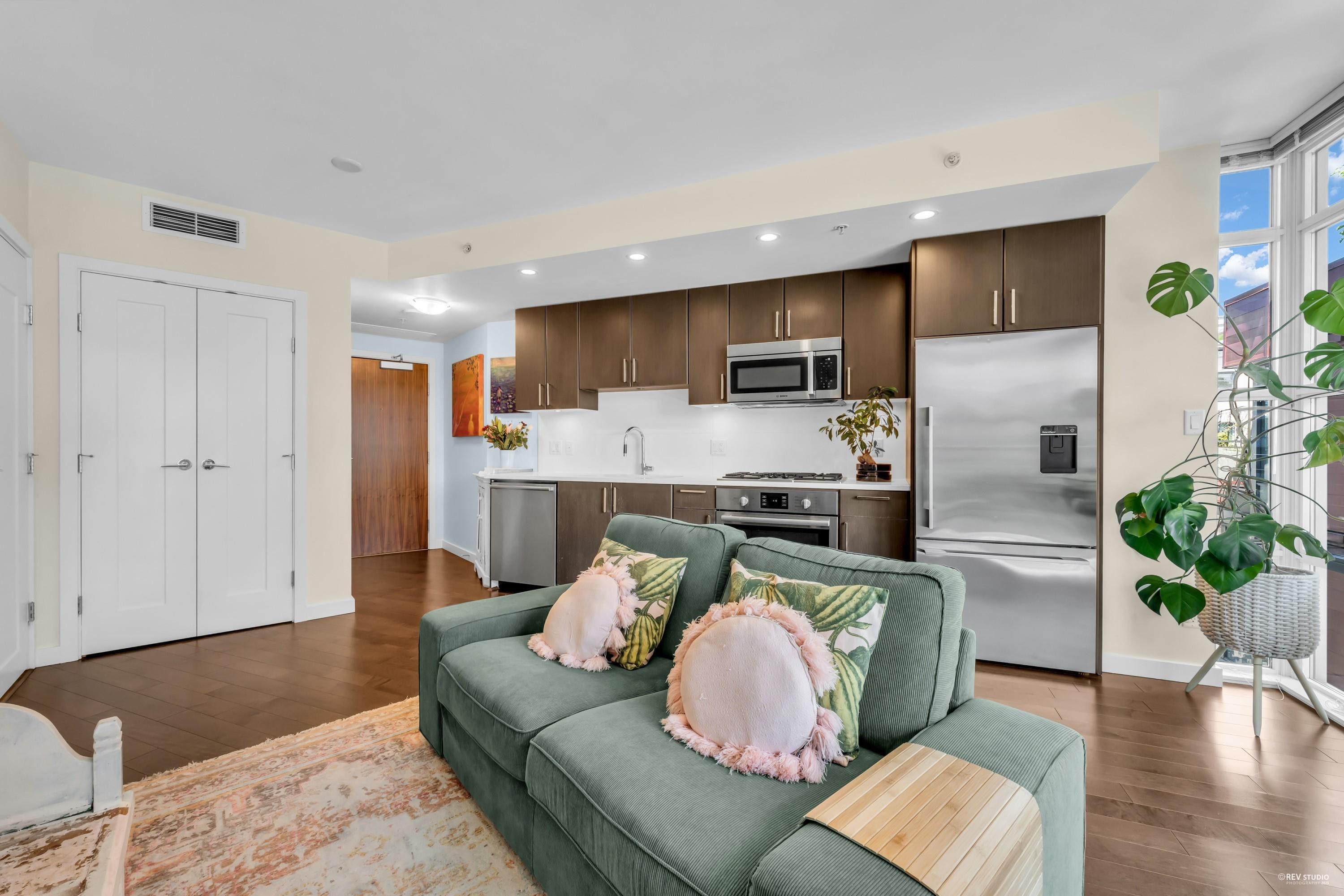 88 West 1st Avenue #610, Vancouver, BC V5Y 0K2