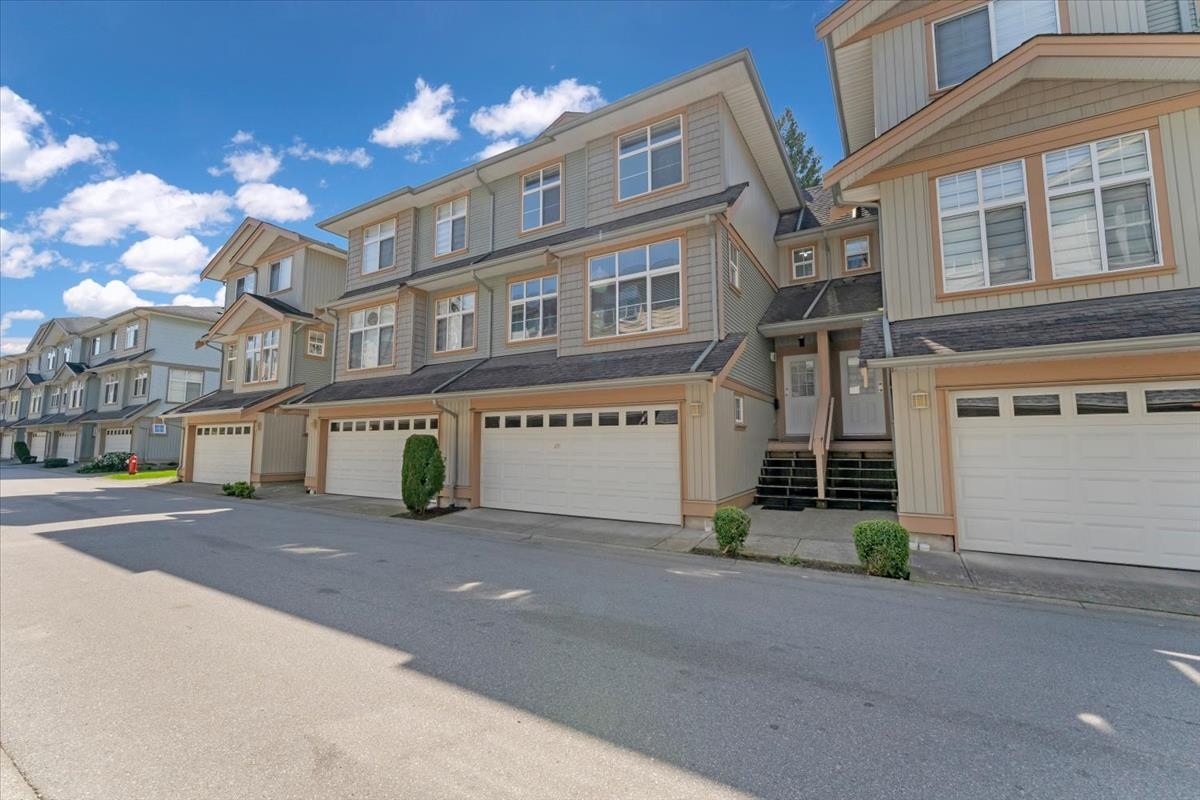 7518 138 Street #7, Surrey, BC V3W 1S1