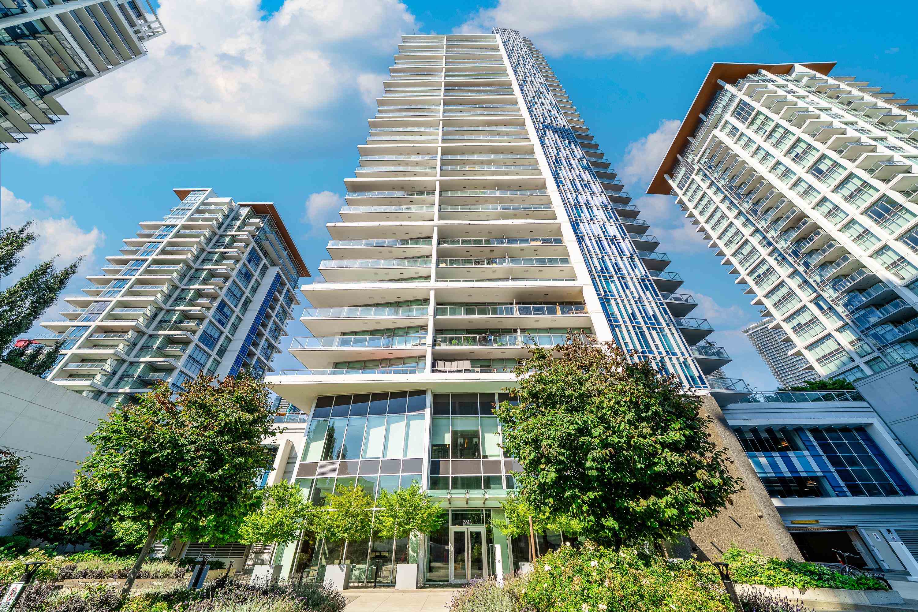 2311 Beta Avenue #1702, Burnaby, BC V5C 0M1