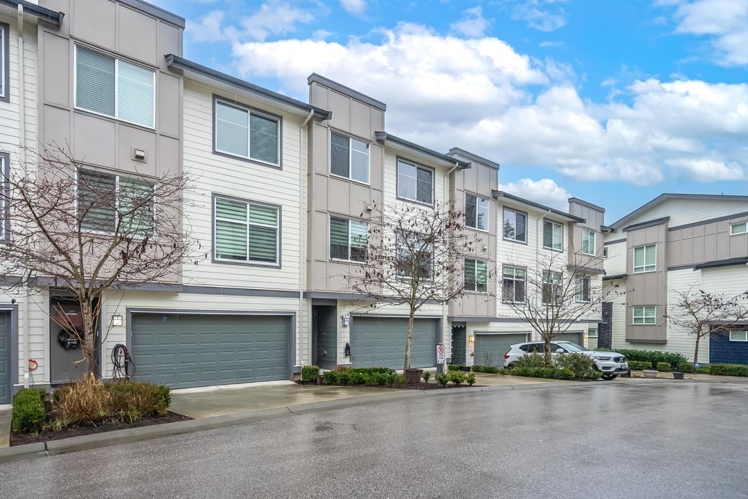 15665 Mountain View Drive #86, Surrey, BC V3Z 0W8
