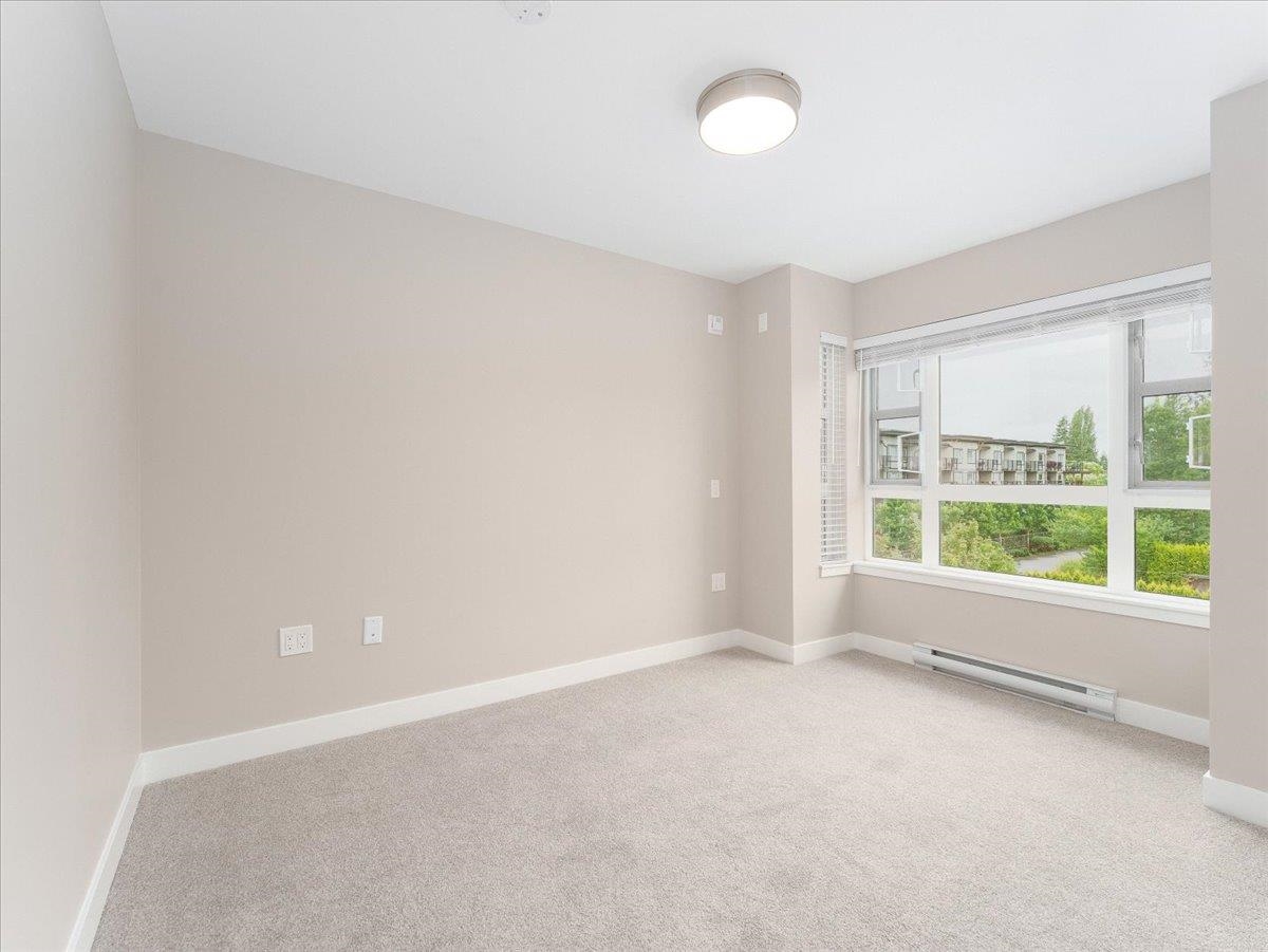 22562 121 Avenue #314, Maple Ridge, BC V2X 3Y8