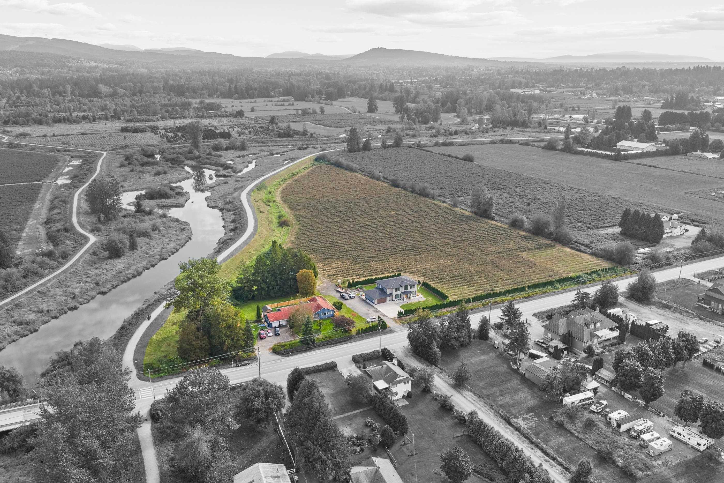 13540 Neaves Rd, Pitt Meadows, BC V3Y 0A8