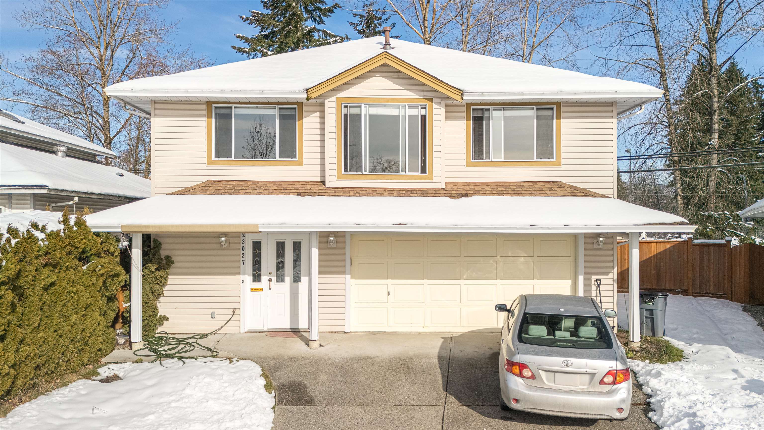 23027 Olund Crescent, Maple Ridge, BC V2X 0E8