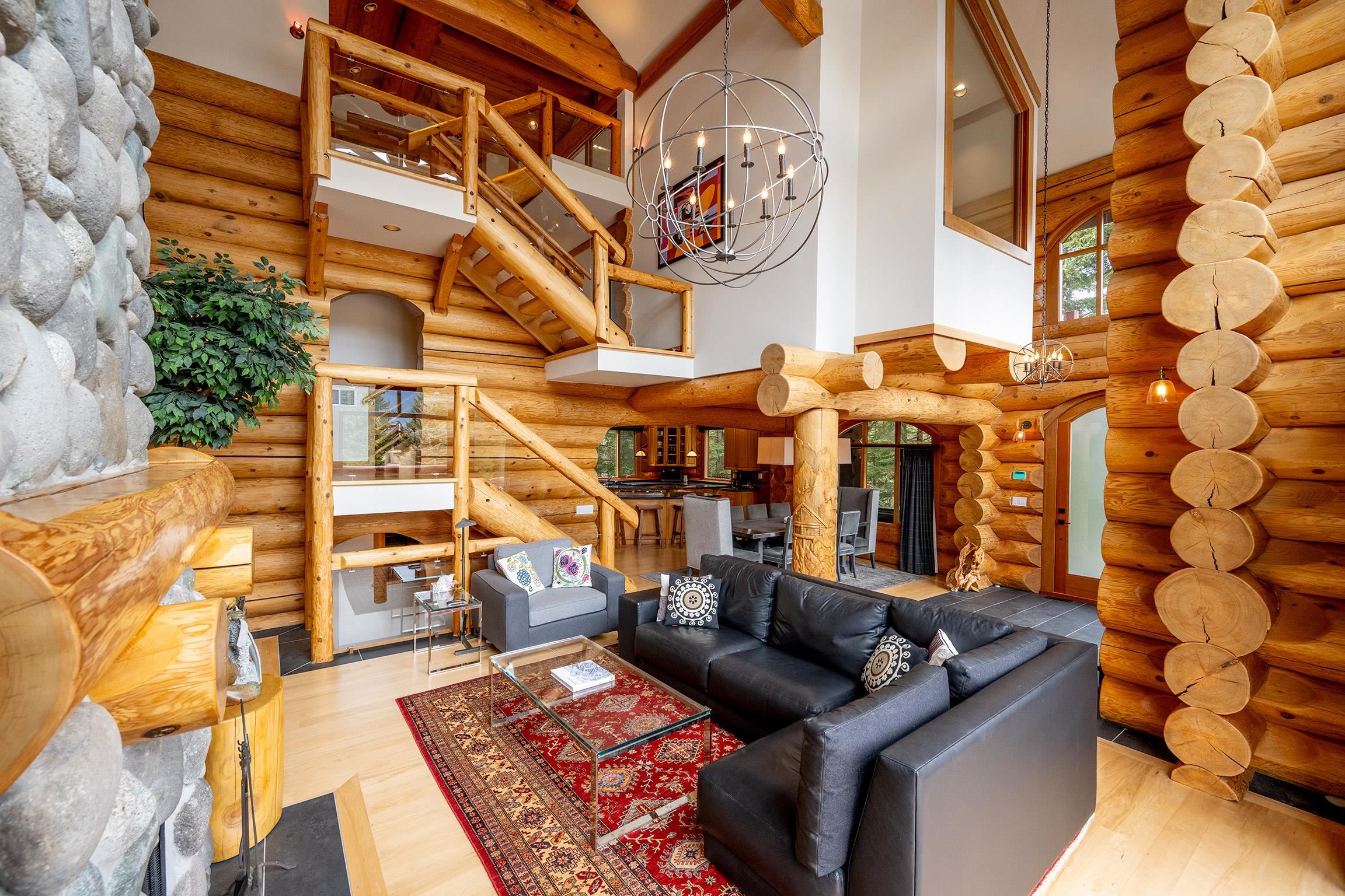 3806 Sunridge Place, Whistler, BC V8E 0W1