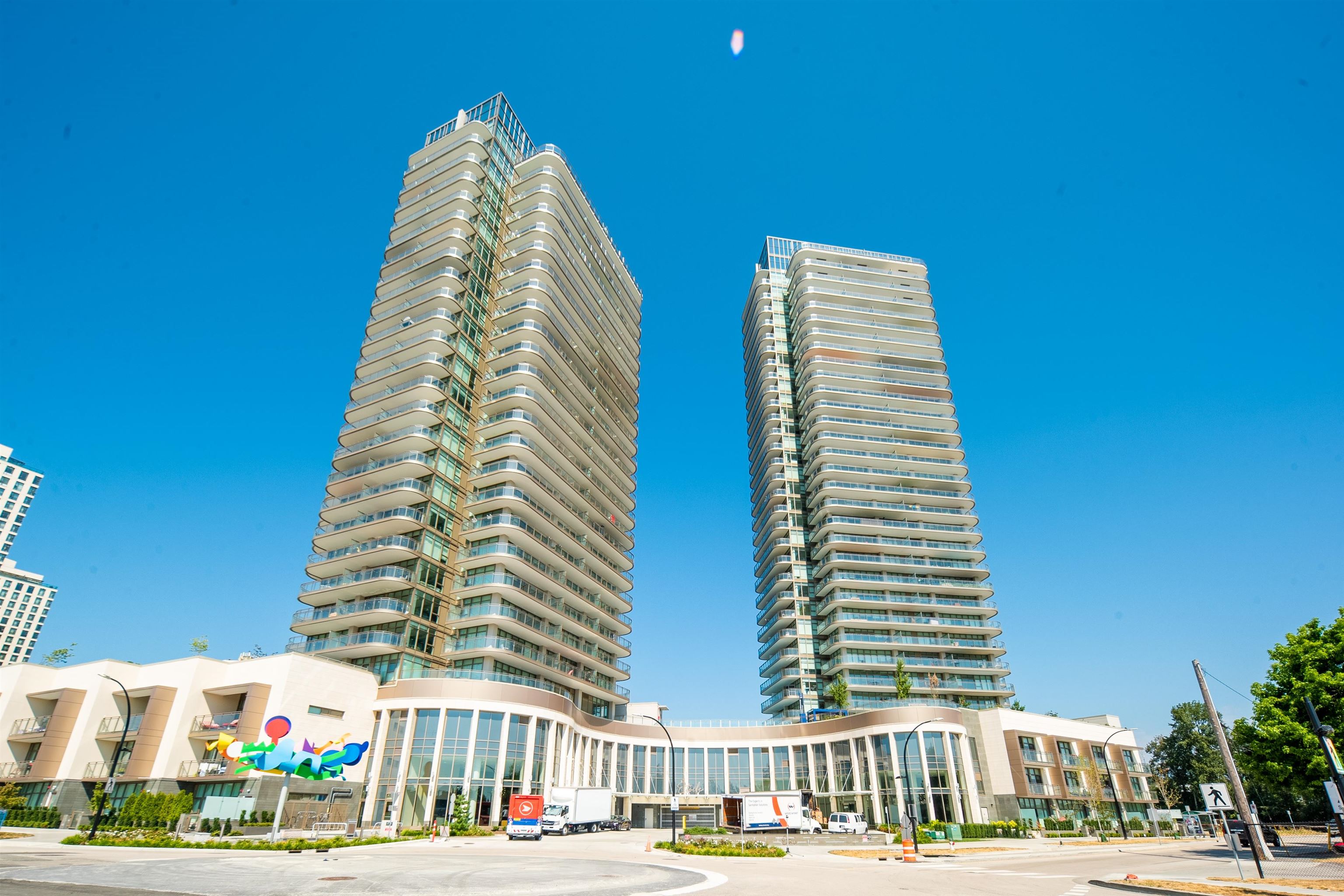 5333 Goring Street #2706, Burnaby, BC V5B 0B6