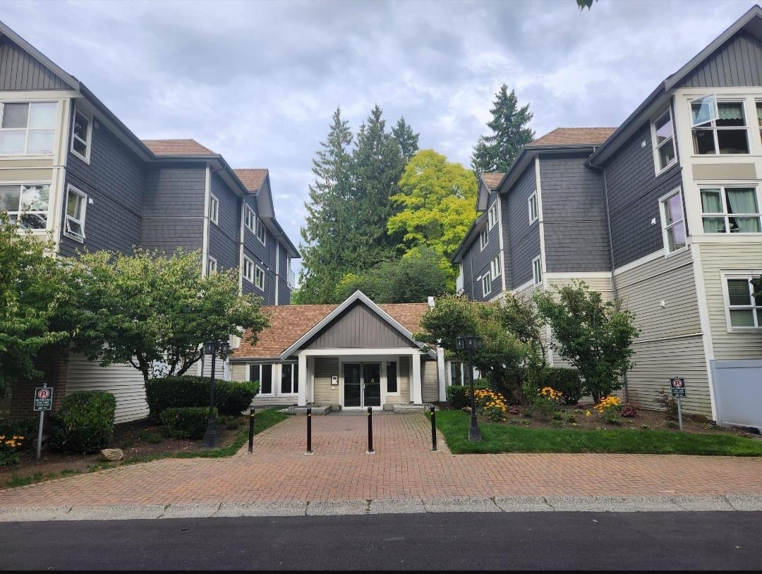 9668 148 Street #210, Surrey, BC V3R 0W2
