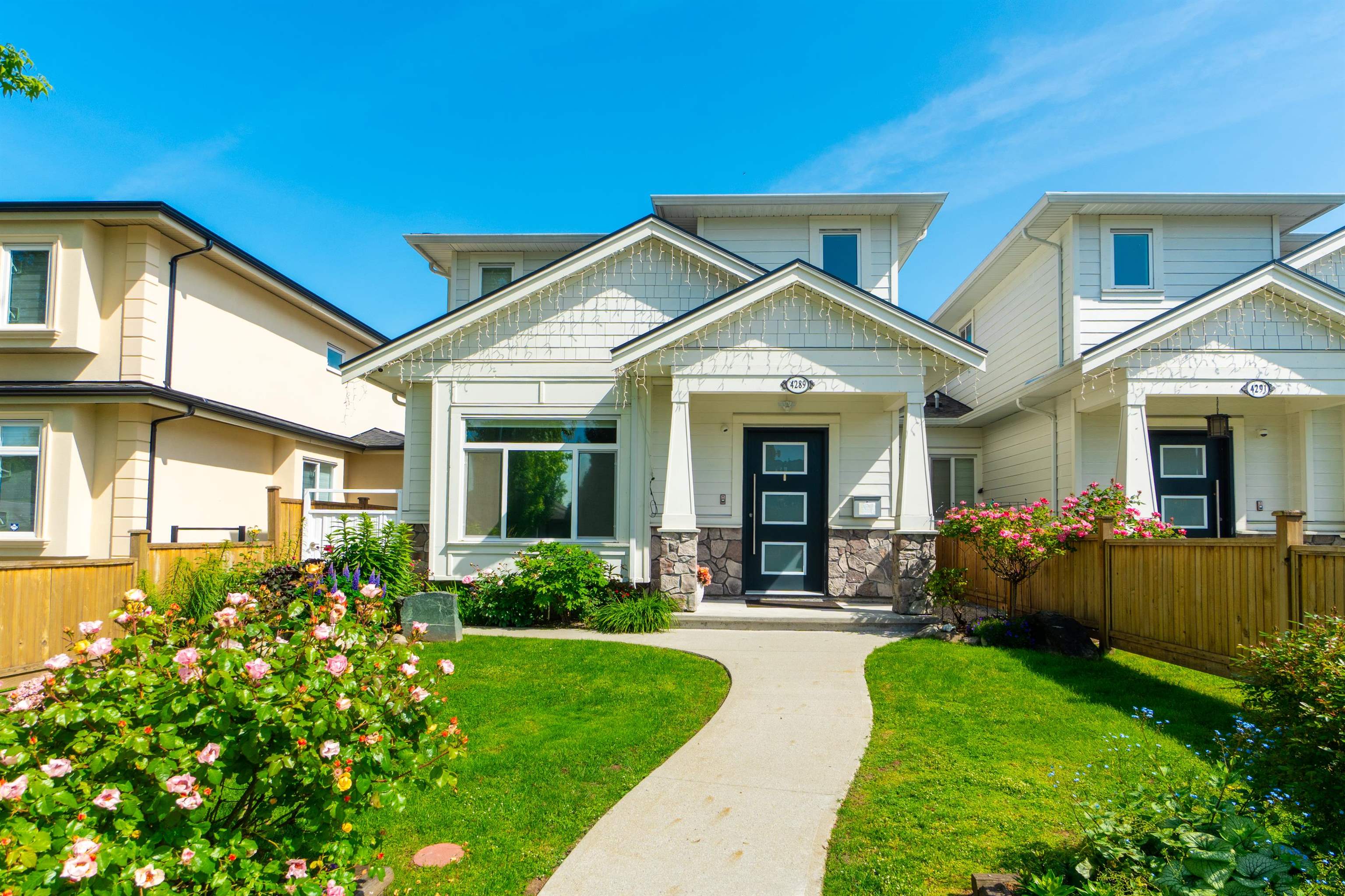 4289 Parker Street, Burnaby, BC V5C 3C4