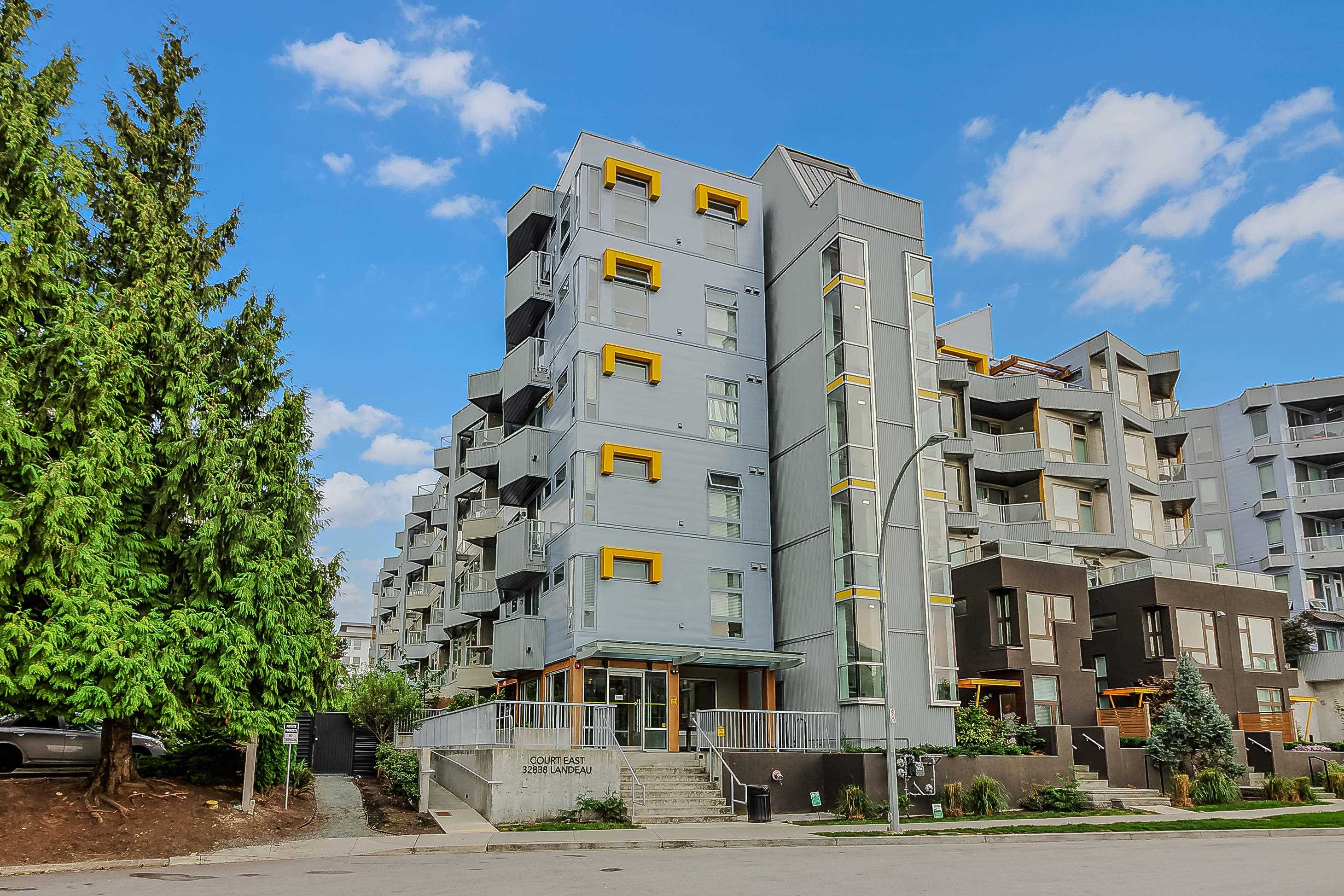 32838 Landeau Pl #308, Abbotsford, BC V2S 0M6