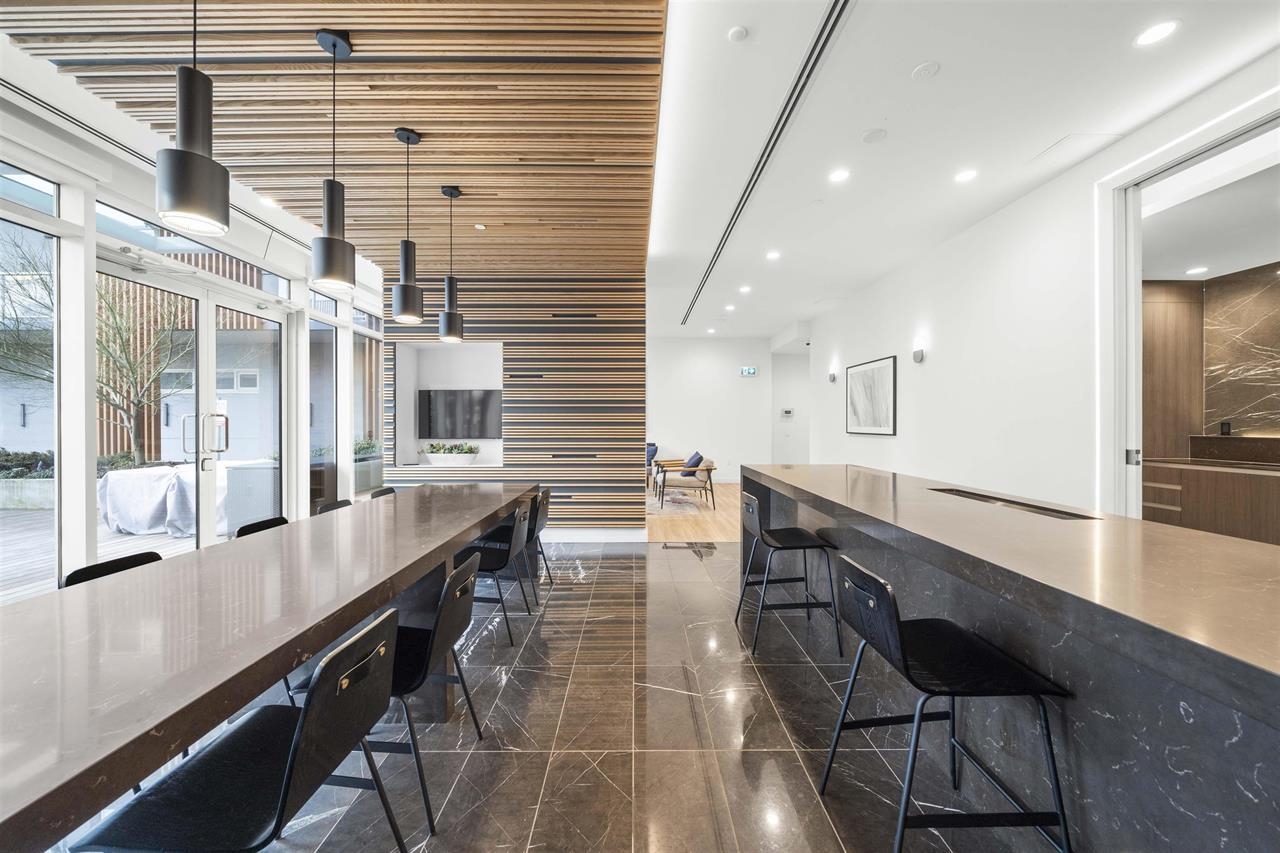 6080 Mckay Avenue #1409, Burnaby, BC V5H 0J4