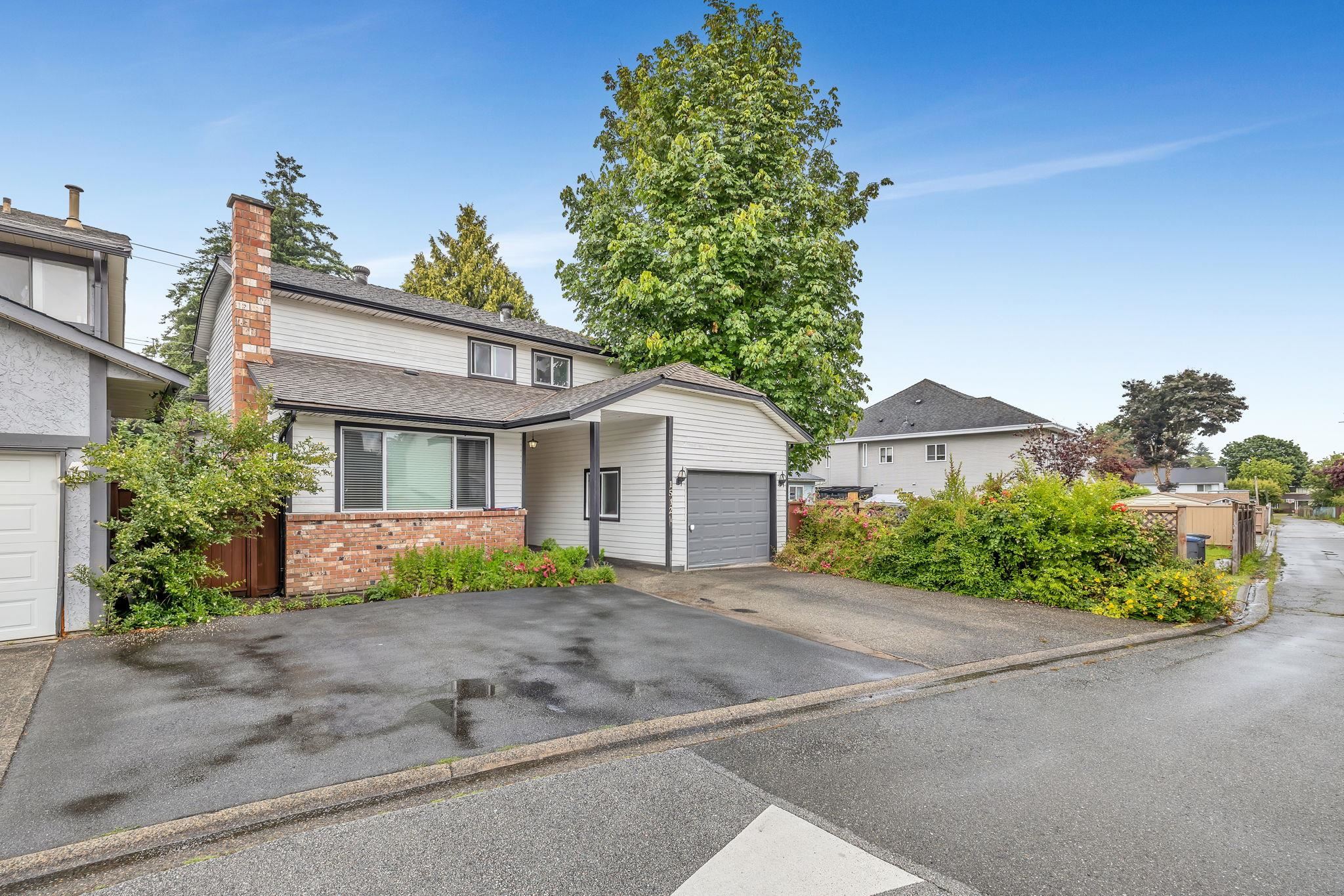96 Avenue, Surrey, BC V3R 1G5
