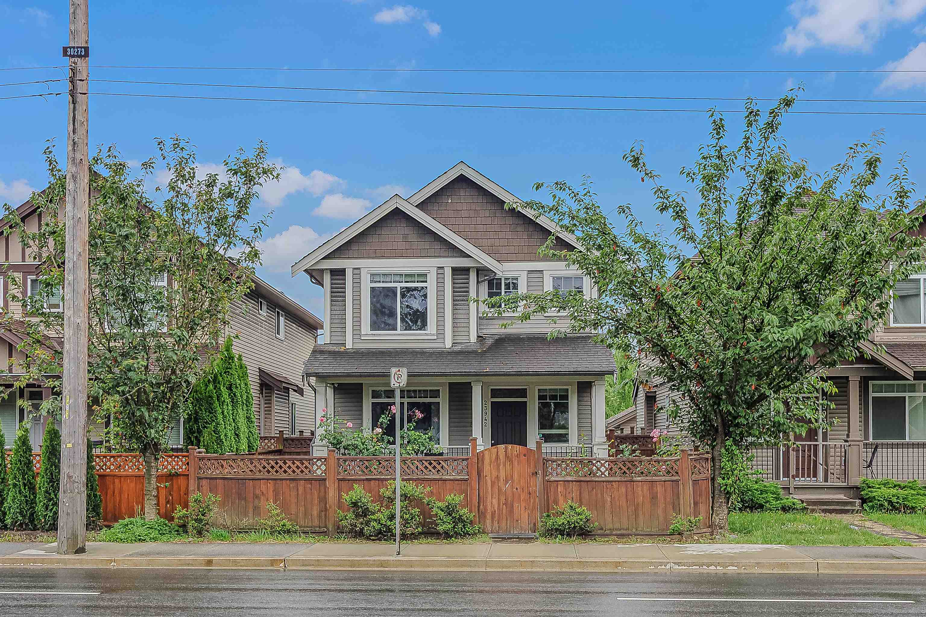 23942 Dewdney Trunk Road, Maple Ridge, BC V4R 1W2