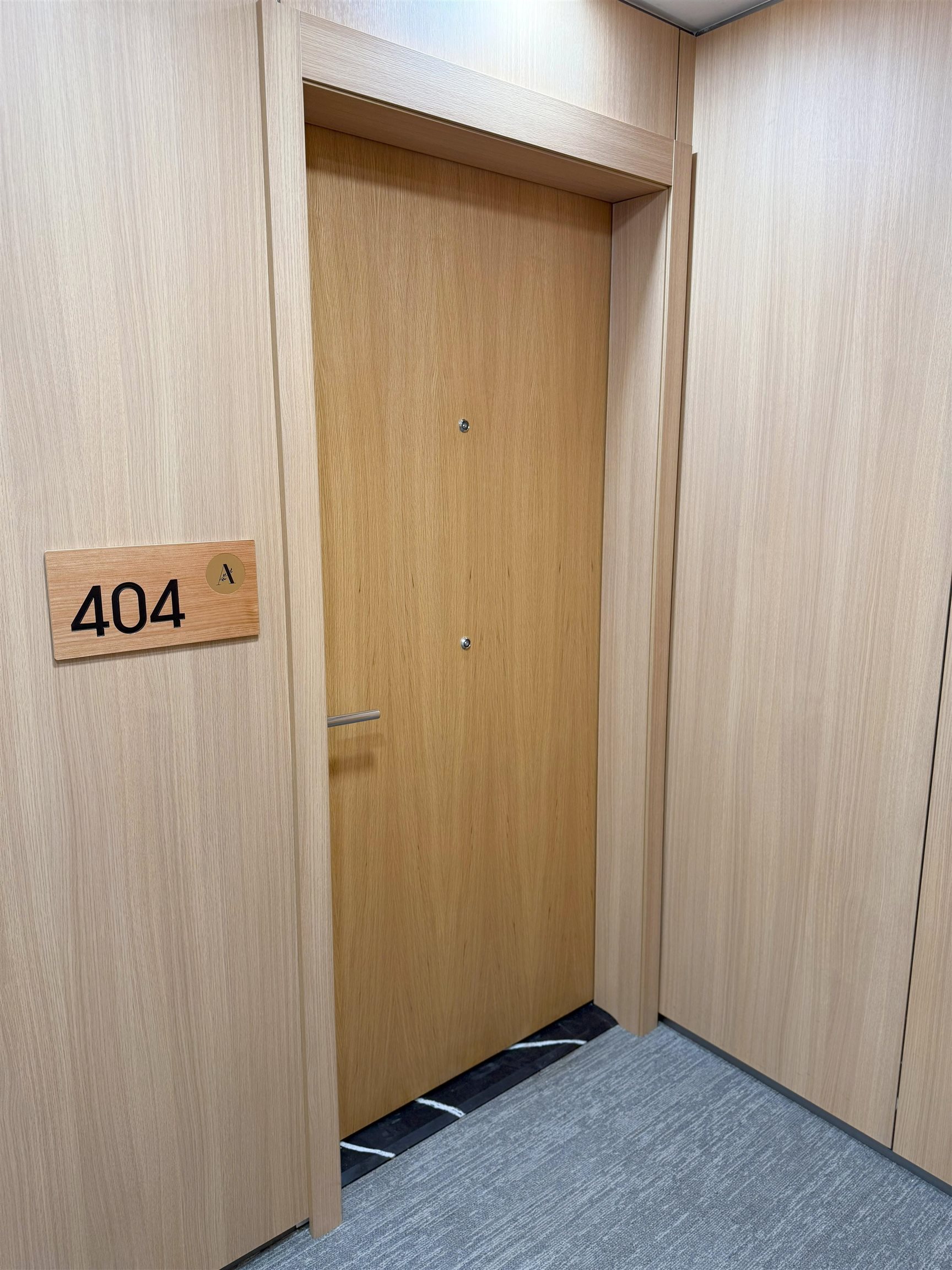 2888 Arbutus Street #404, Vancouver, BC V6J 3Y7