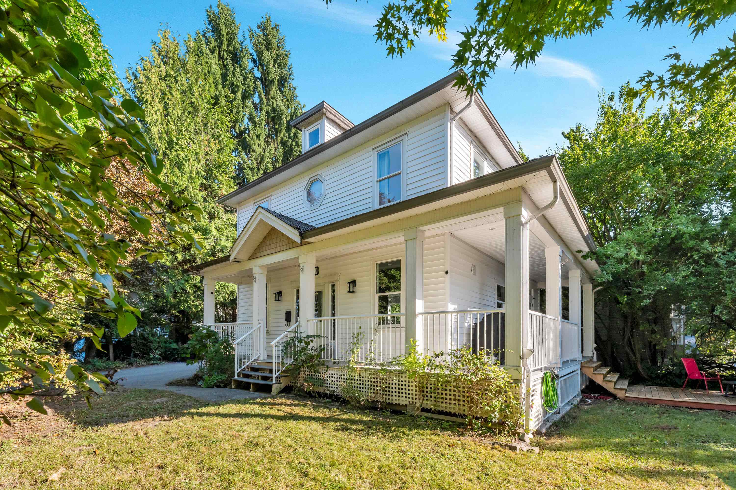 50 Avenue, Langley, BC V3A 3S7