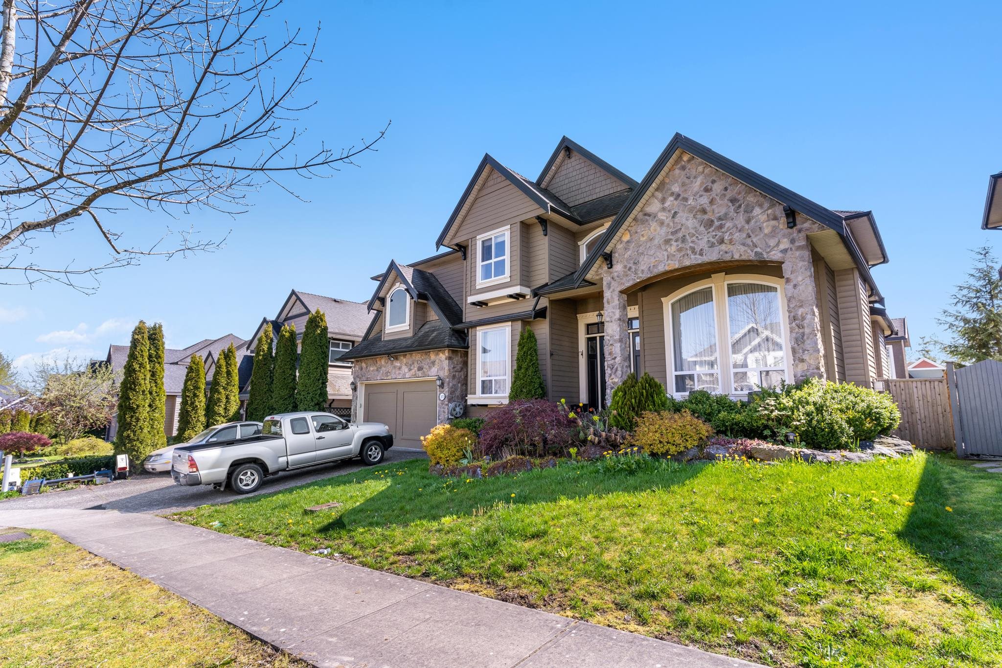 53b Avenue, Surrey, BC V3S 2K2