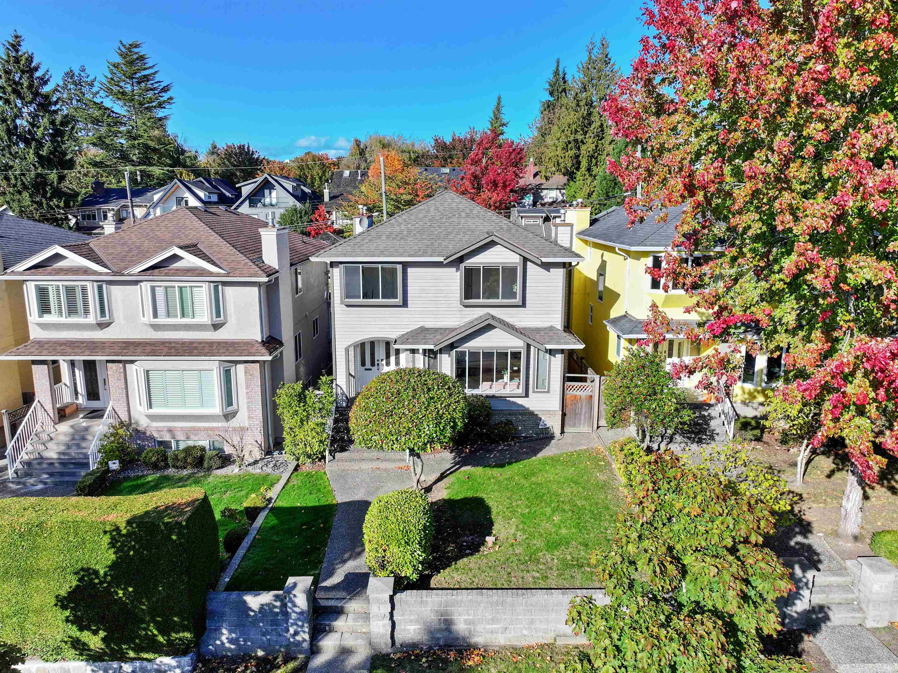2133 West 49th Avenue, Vancouver, BC V6M 2T5