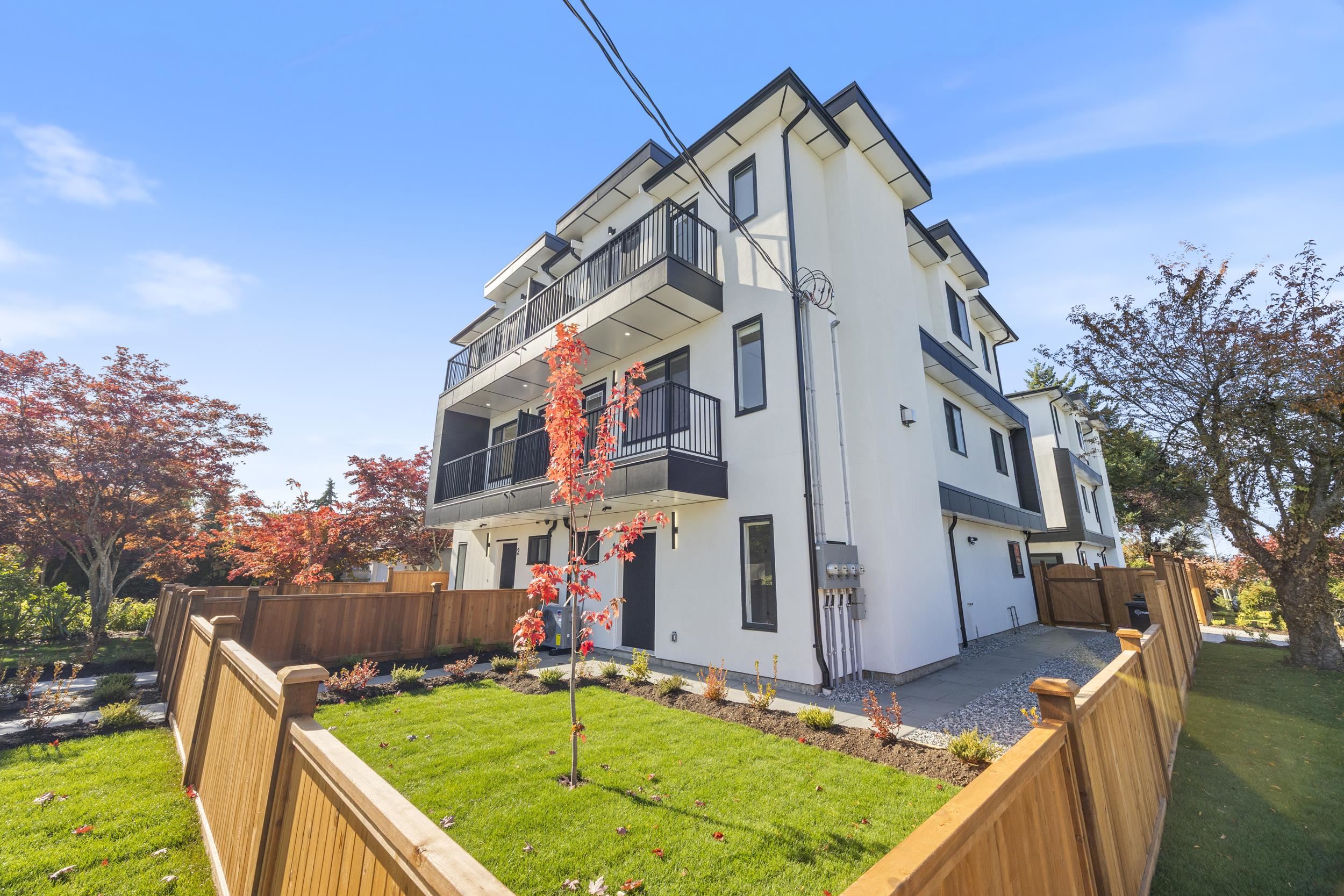 4170 Hurst Street #1, Burnaby, BC V5J 3R4