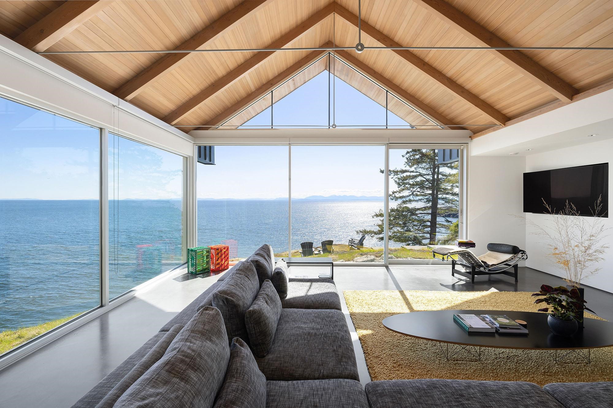 931 Ocean Park Lane, Bowen Island, BC V0N 1G2