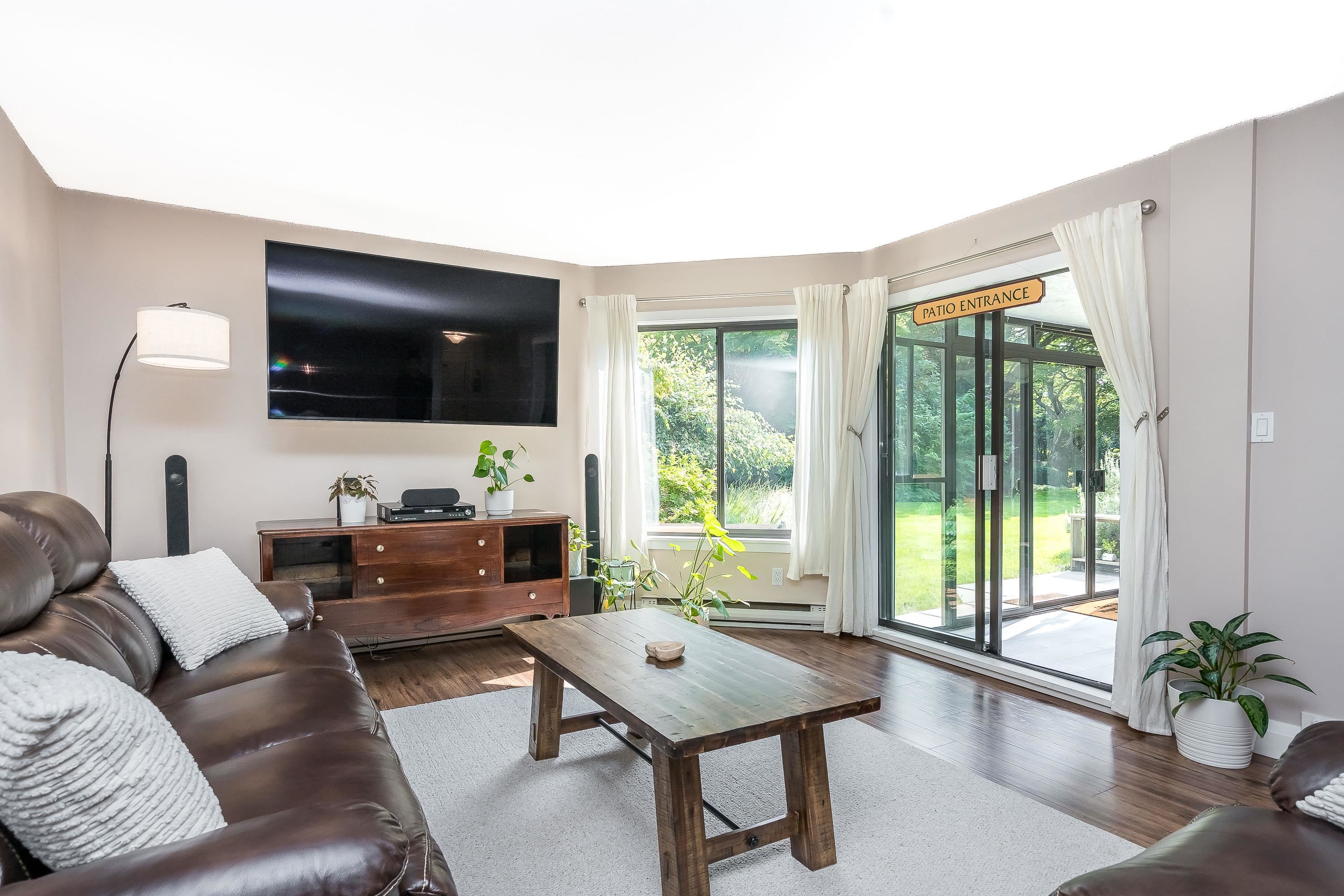 1520 Vidal St #104, White Rock, BC V4B 3T7