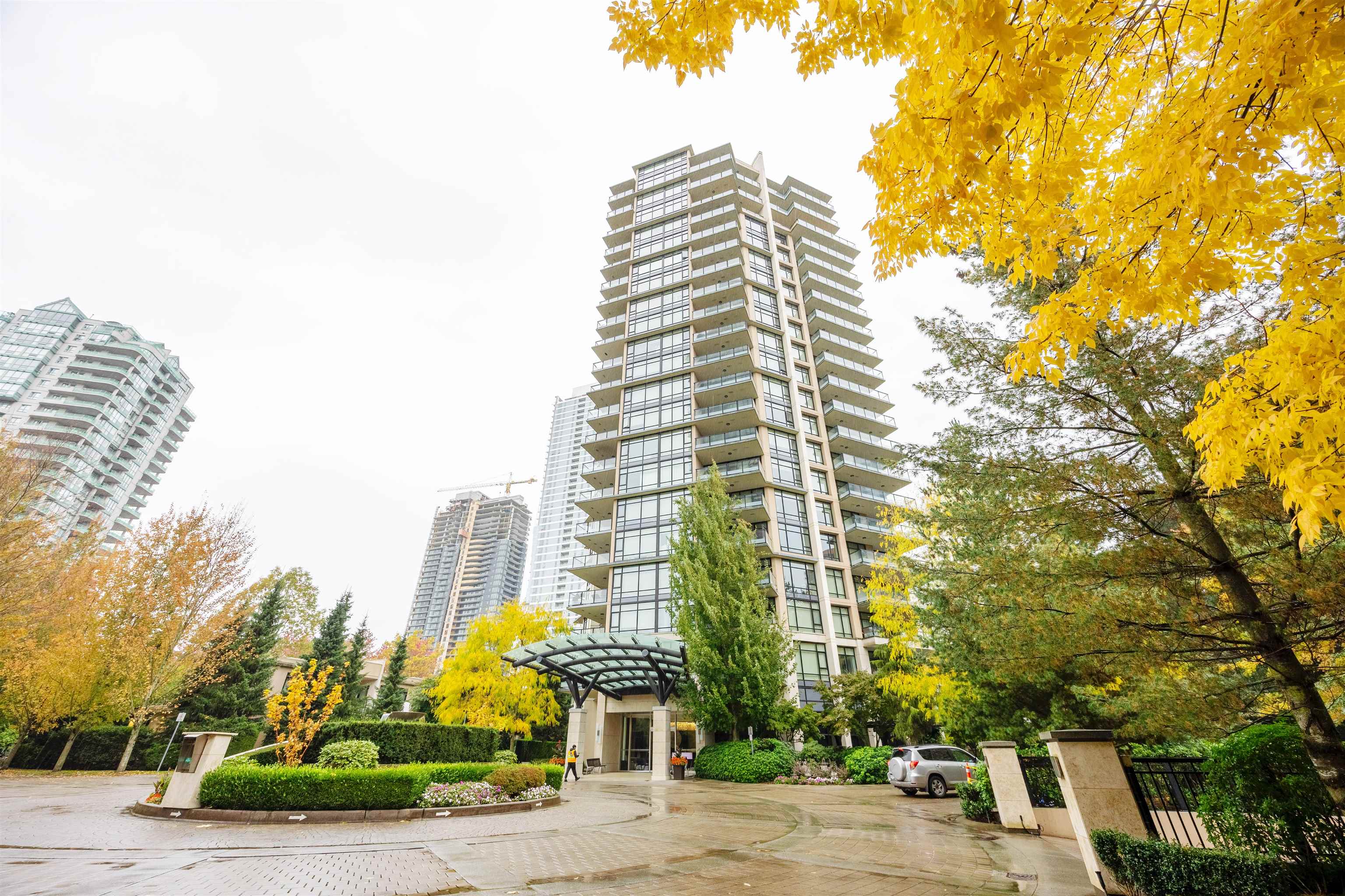 6168 Wilson Avenue #205, Burnaby, BC V5H 0B2