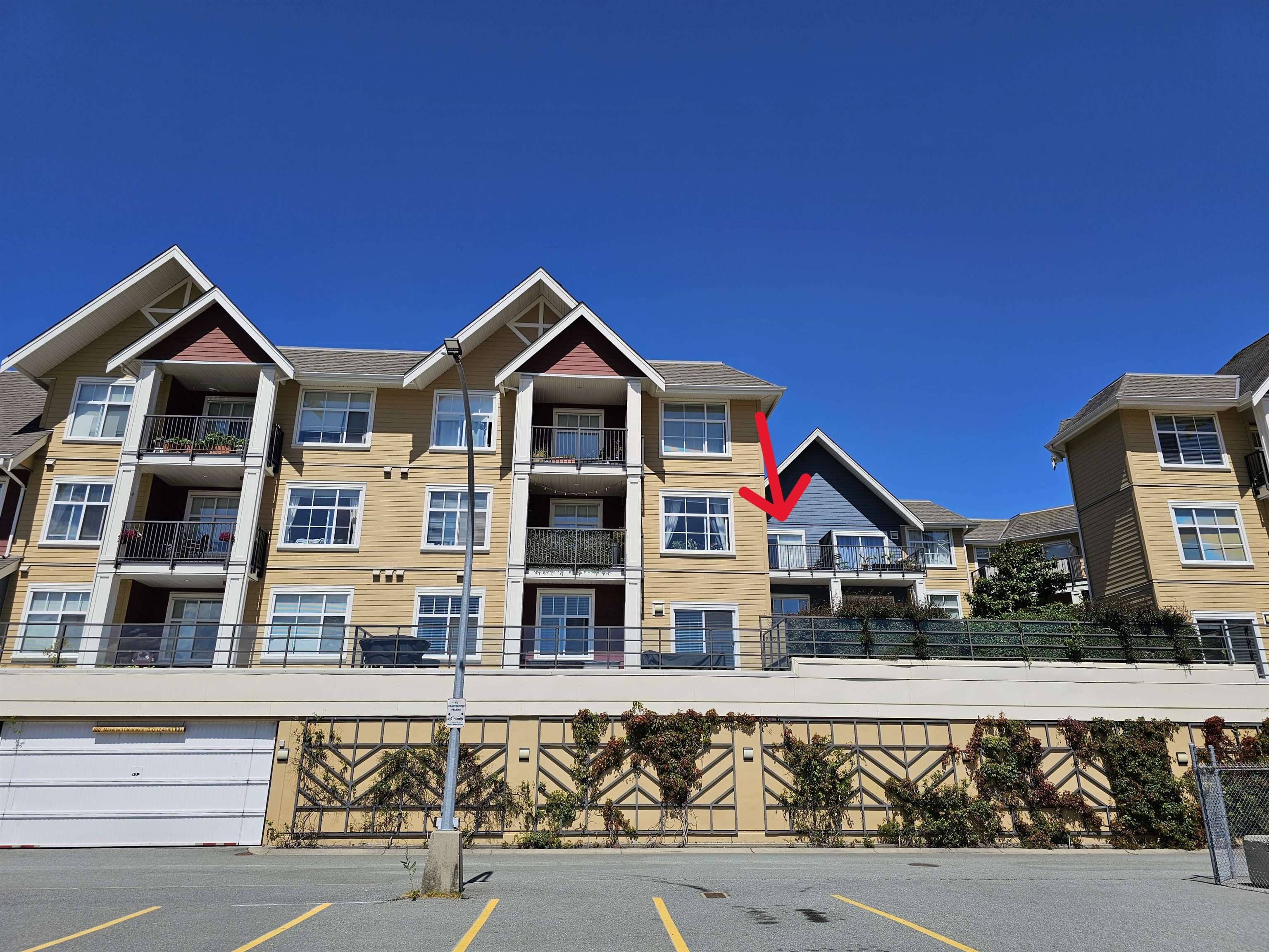 1336 Main Street #418, Squamish, BC V8B 0R2