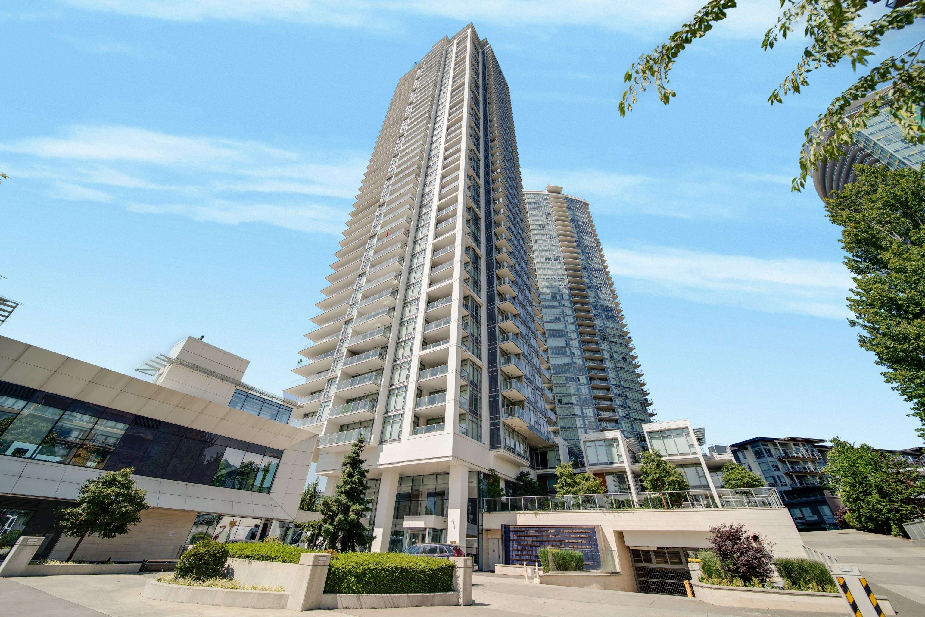 1888 Gilmore Avenue #1308, Burnaby, BC V5C 0L2