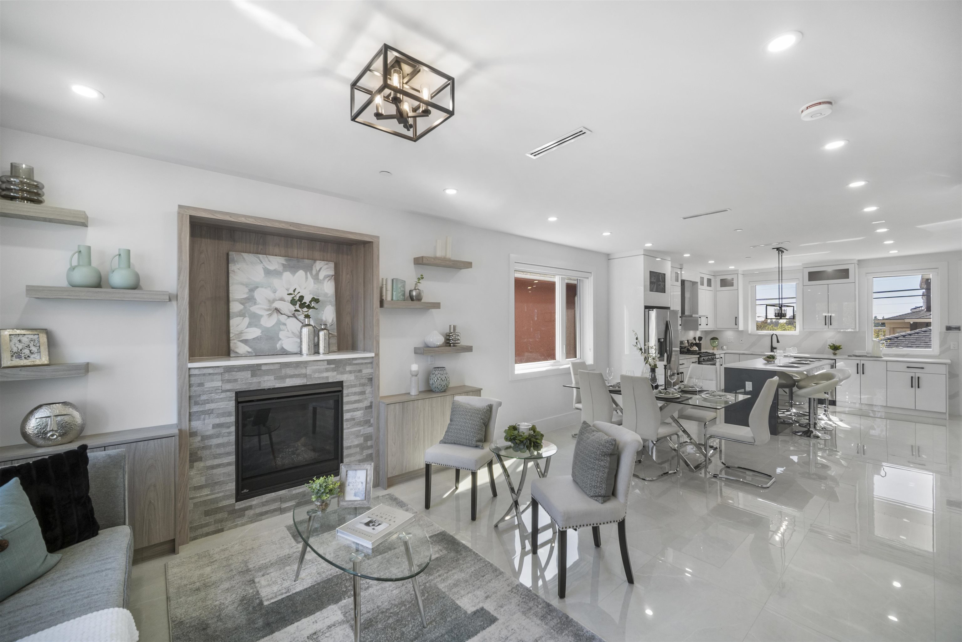 2792 East 49th Avenue, Vancouver, BC V5S 1K5