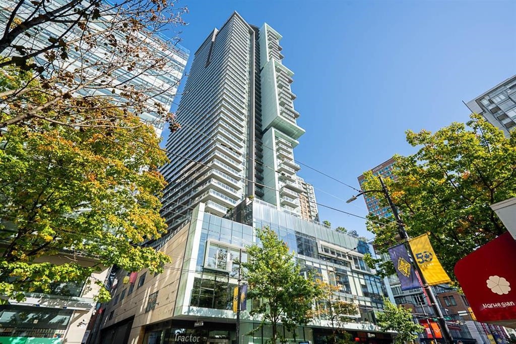 777 Richards Street #809, Vancouver, BC V6B 0M6