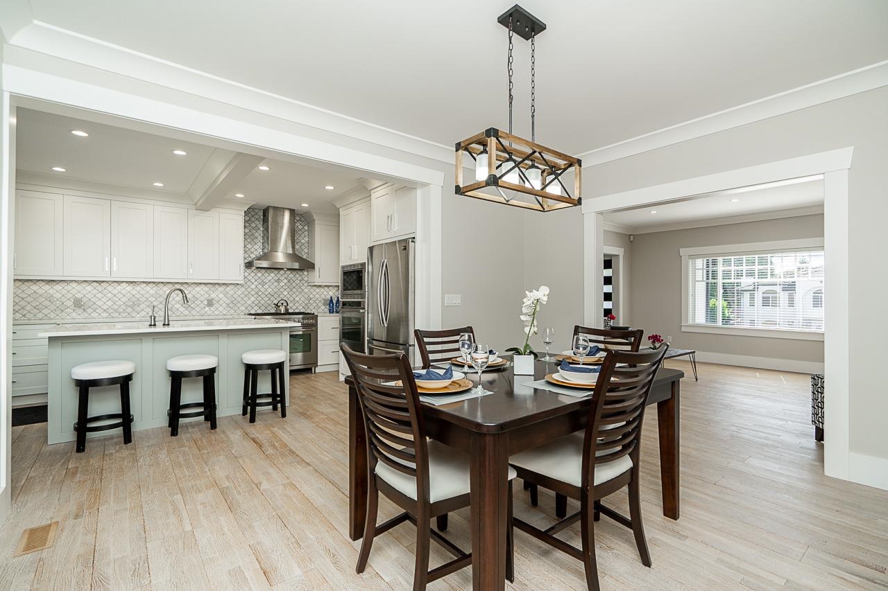 905 Edinburgh Street, New Westminster, BC V3M 2V2