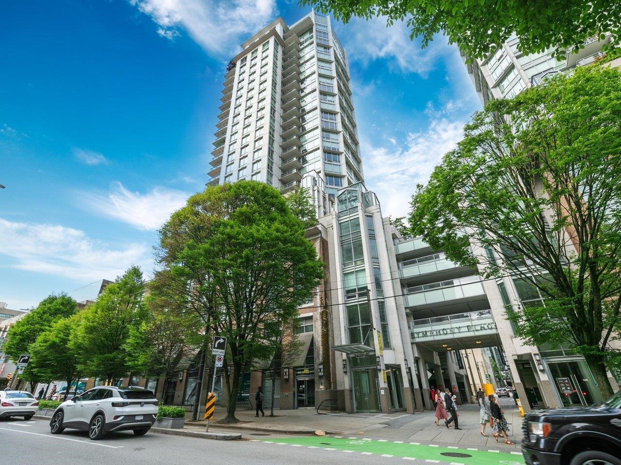 565 Smithe Street #806, Vancouver, BC V6B 0E4