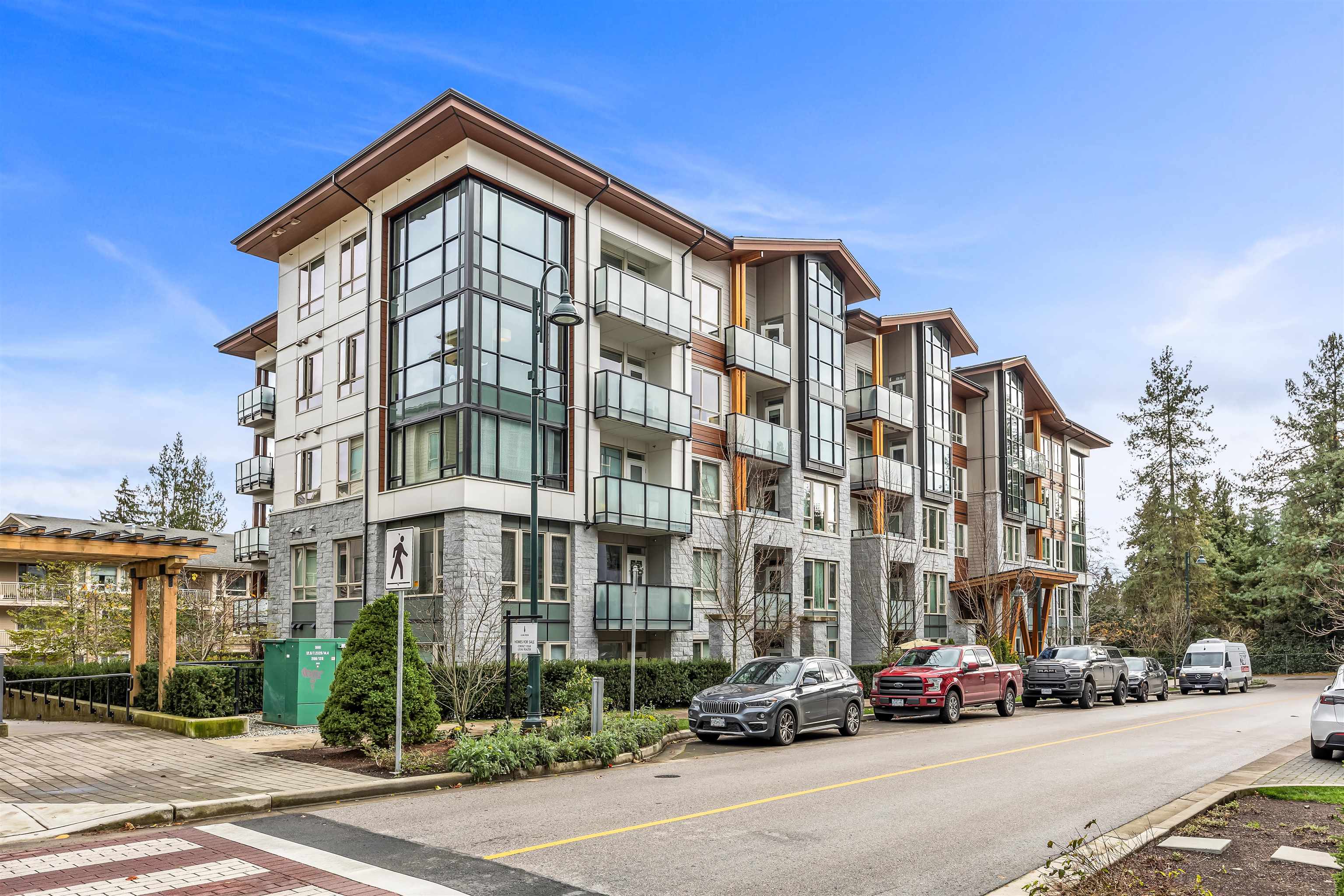 2632 Library Lane #404, North Vancouver, BC V7J 0B8