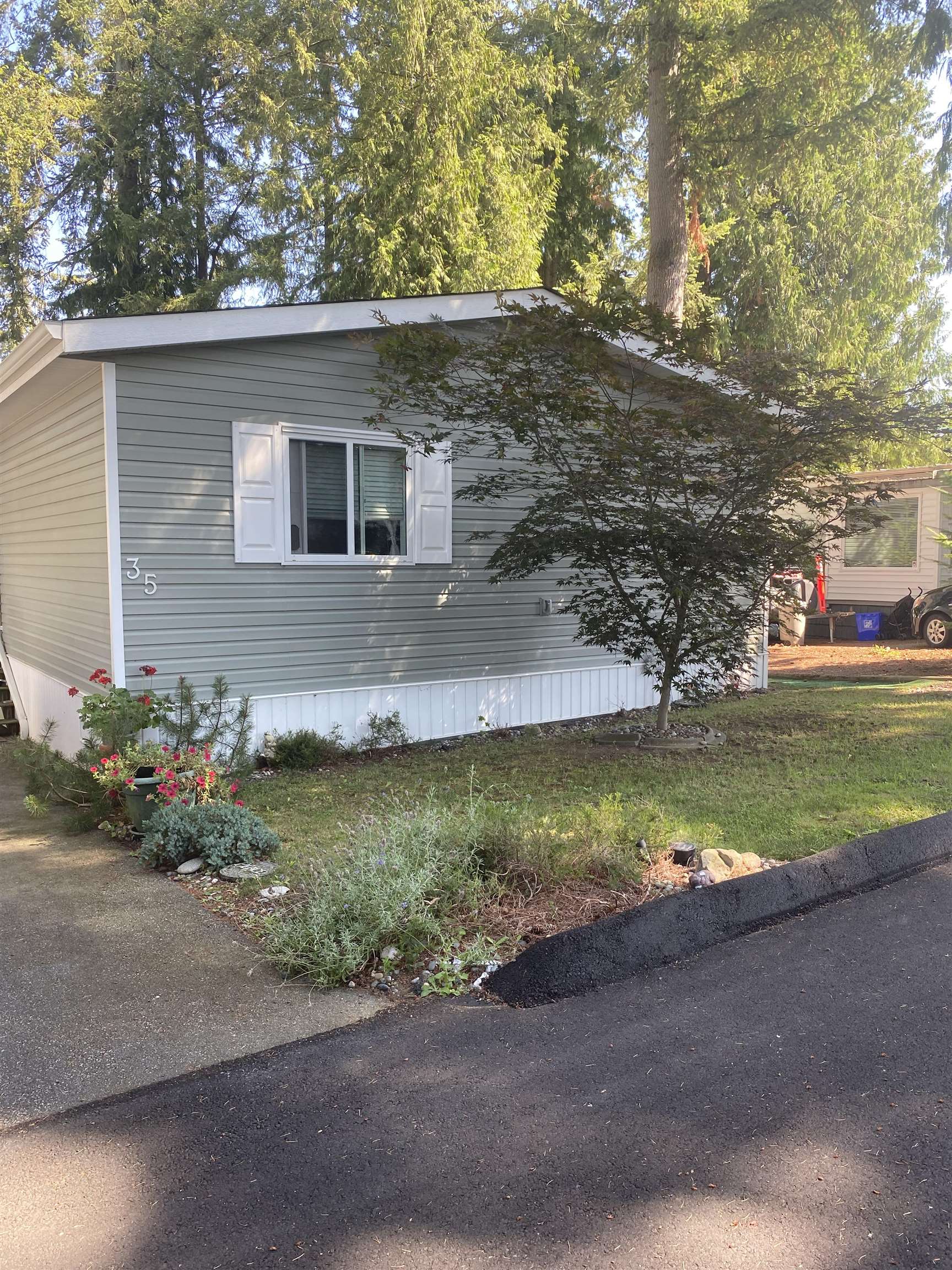 24330 Fraser Highway #35, Langley, BC V2Z 1N2