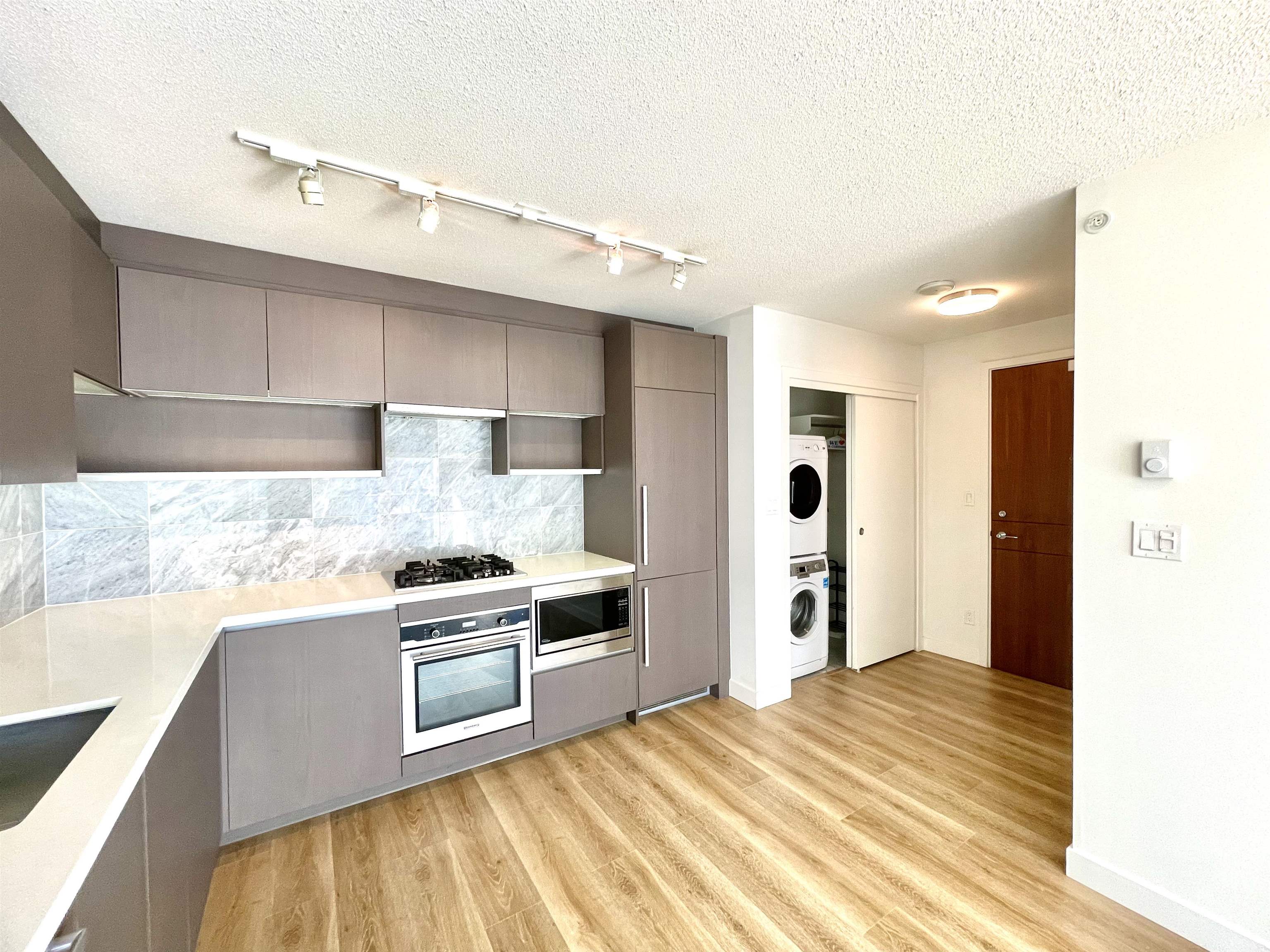 13696 100 Avenue #3115, Surrey, BC V3T 0L5