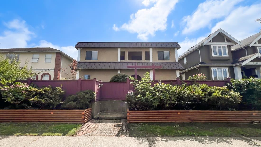 2236 West 18th Avenue, Vancouver, BC V6L 1A6