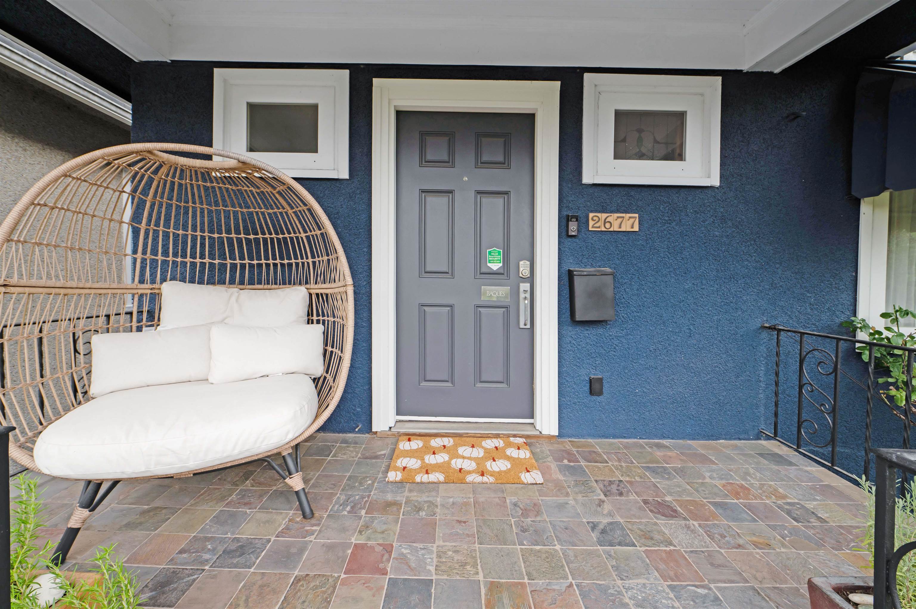 2677 Triumph Street, Vancouver, BC V5K 1T1