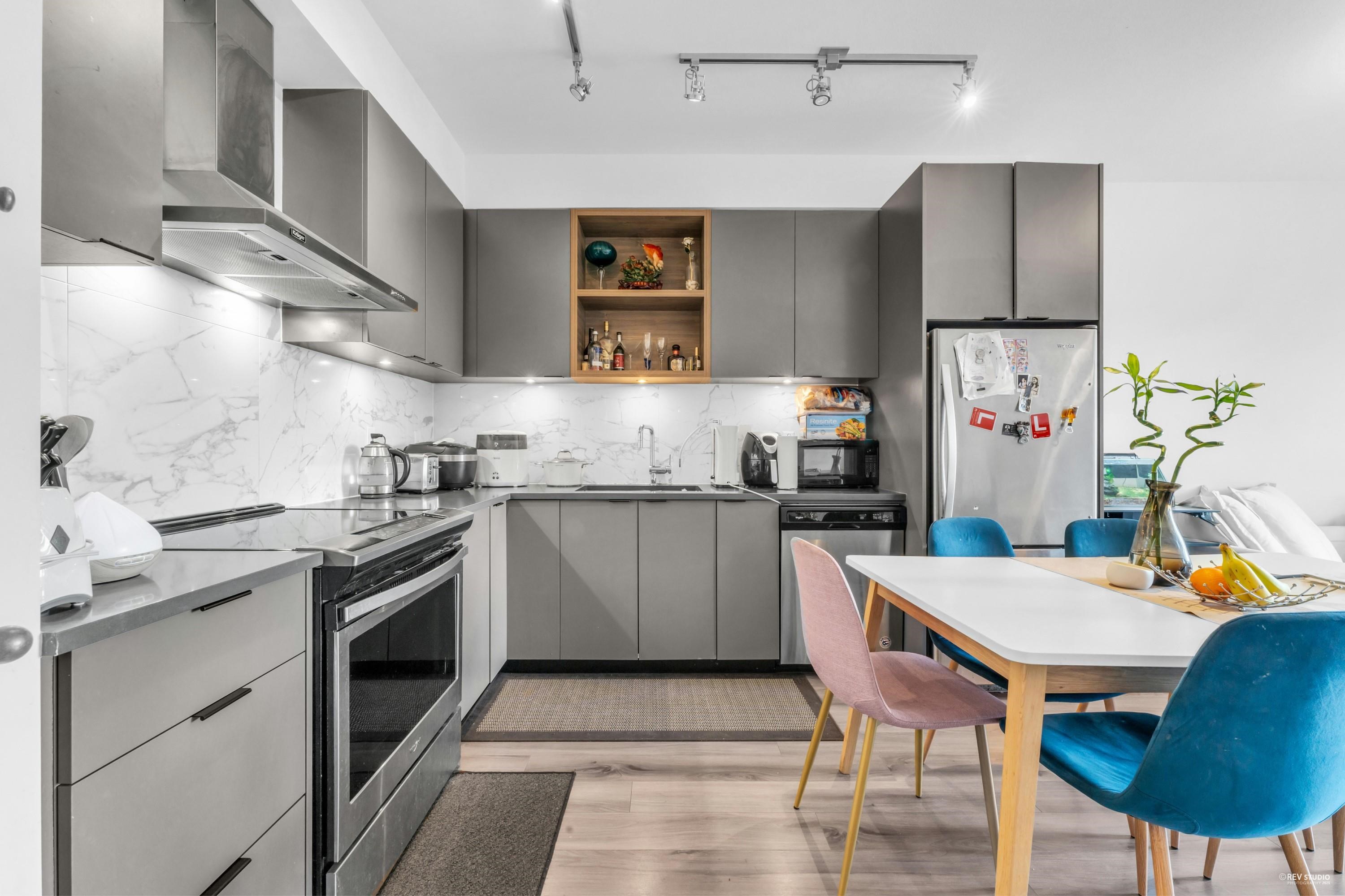 5355 Lane Street #ph47, Burnaby, BC V5H 0H1