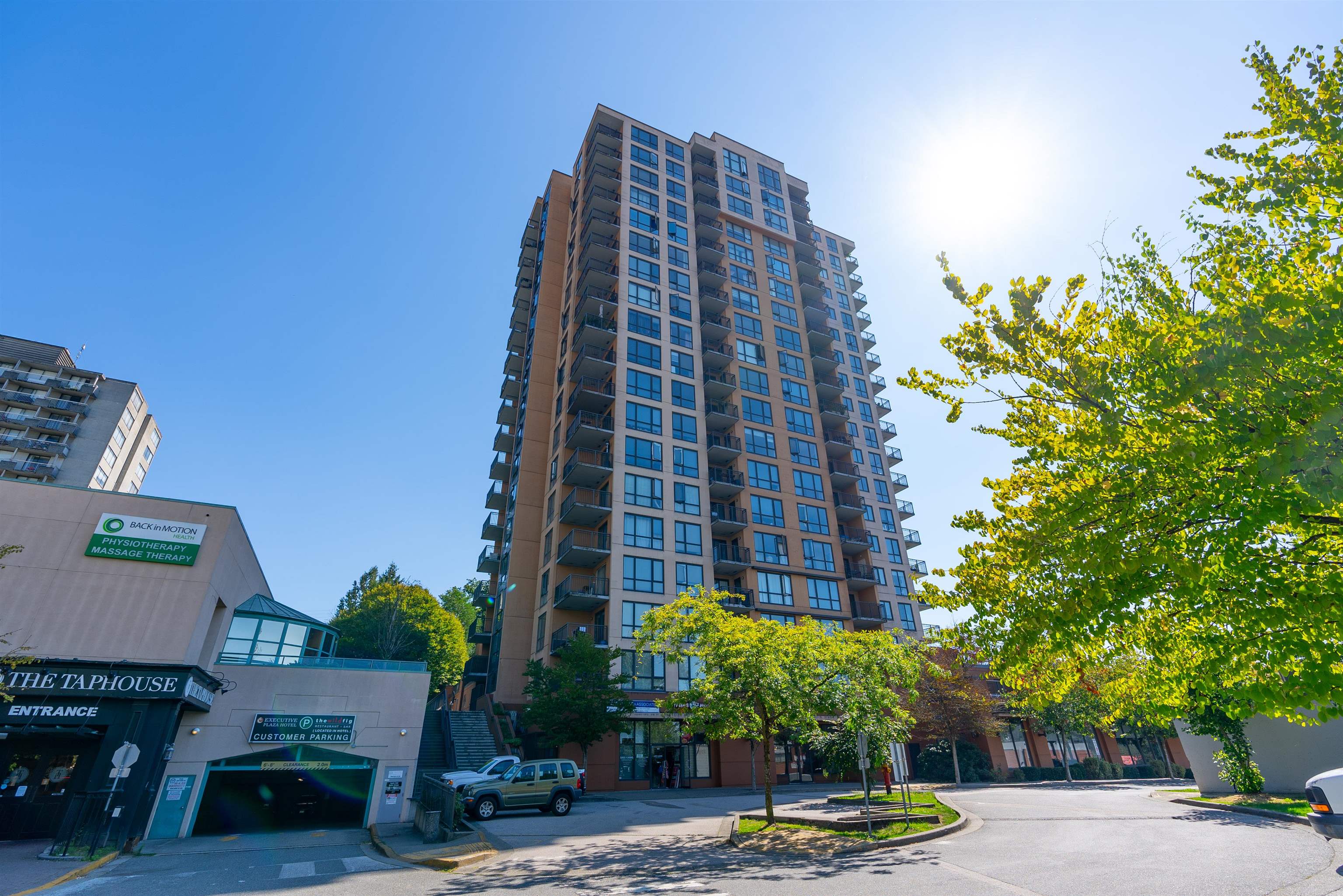 511 Rochester Avenue #305, Coquitlam, BC V3K 0A2