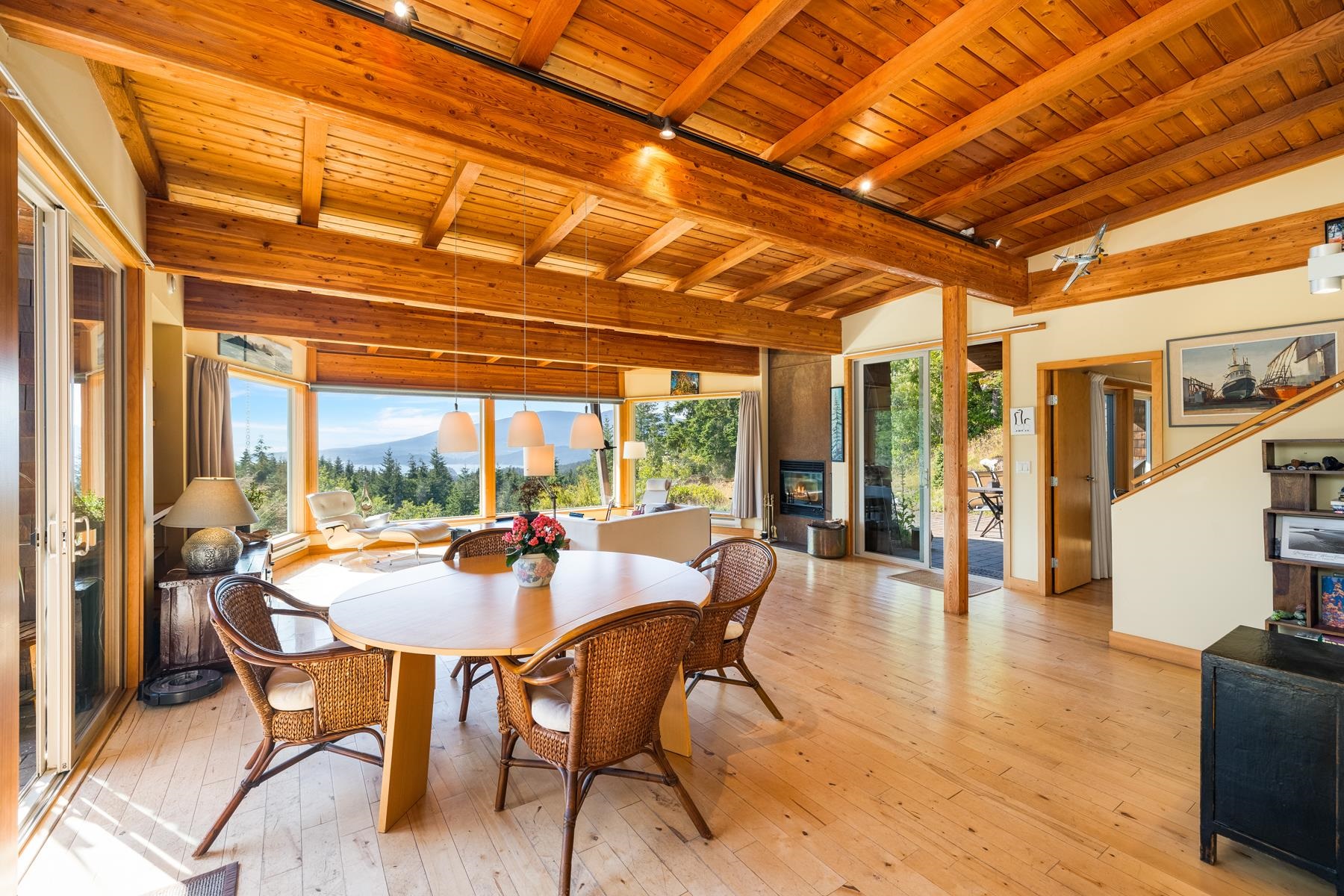 1301 Sunset Road, Bowen Island, BC V0N 1G2