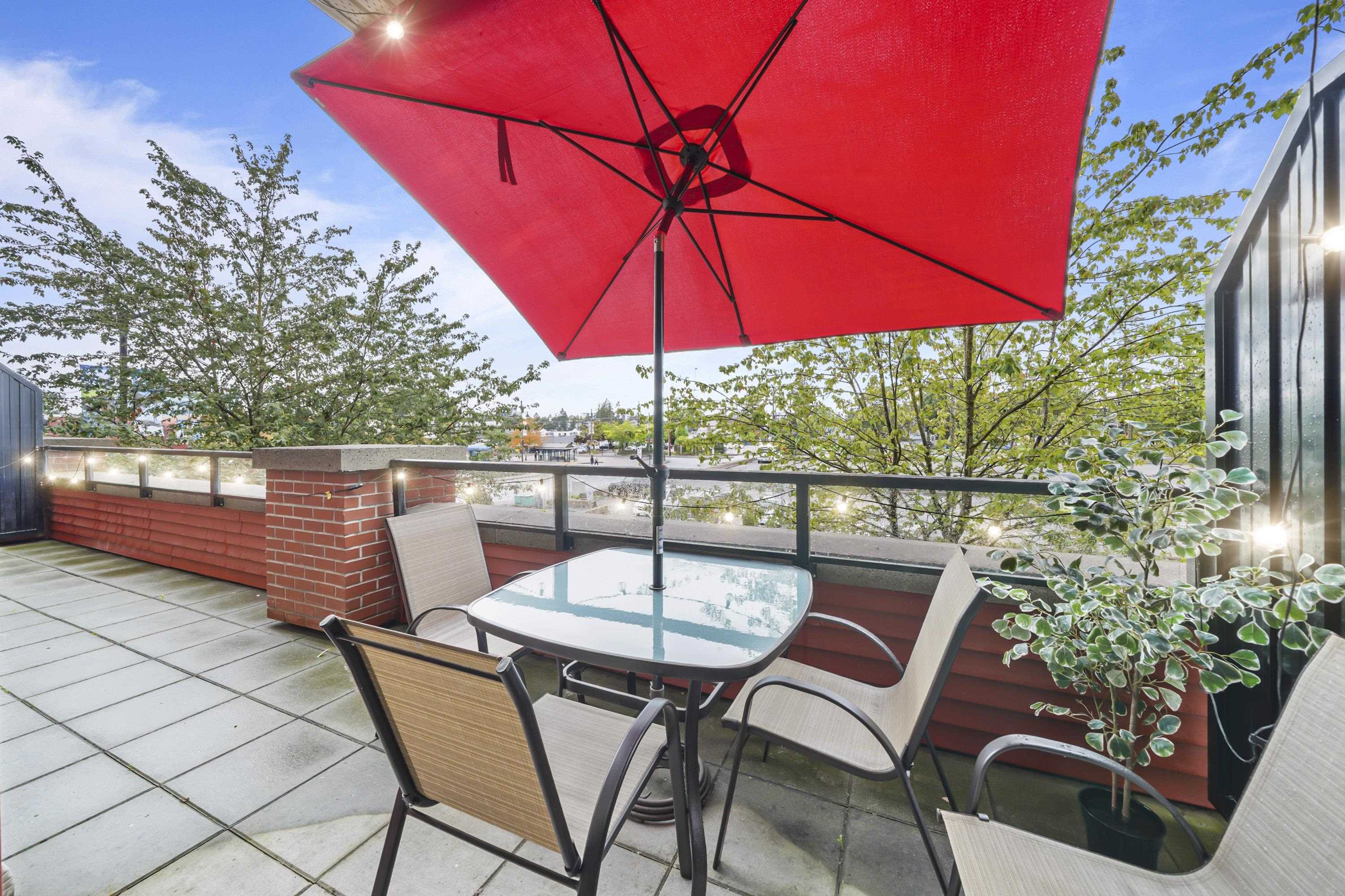 11882 226 Street #212, Maple Ridge, BC V2X 9C7